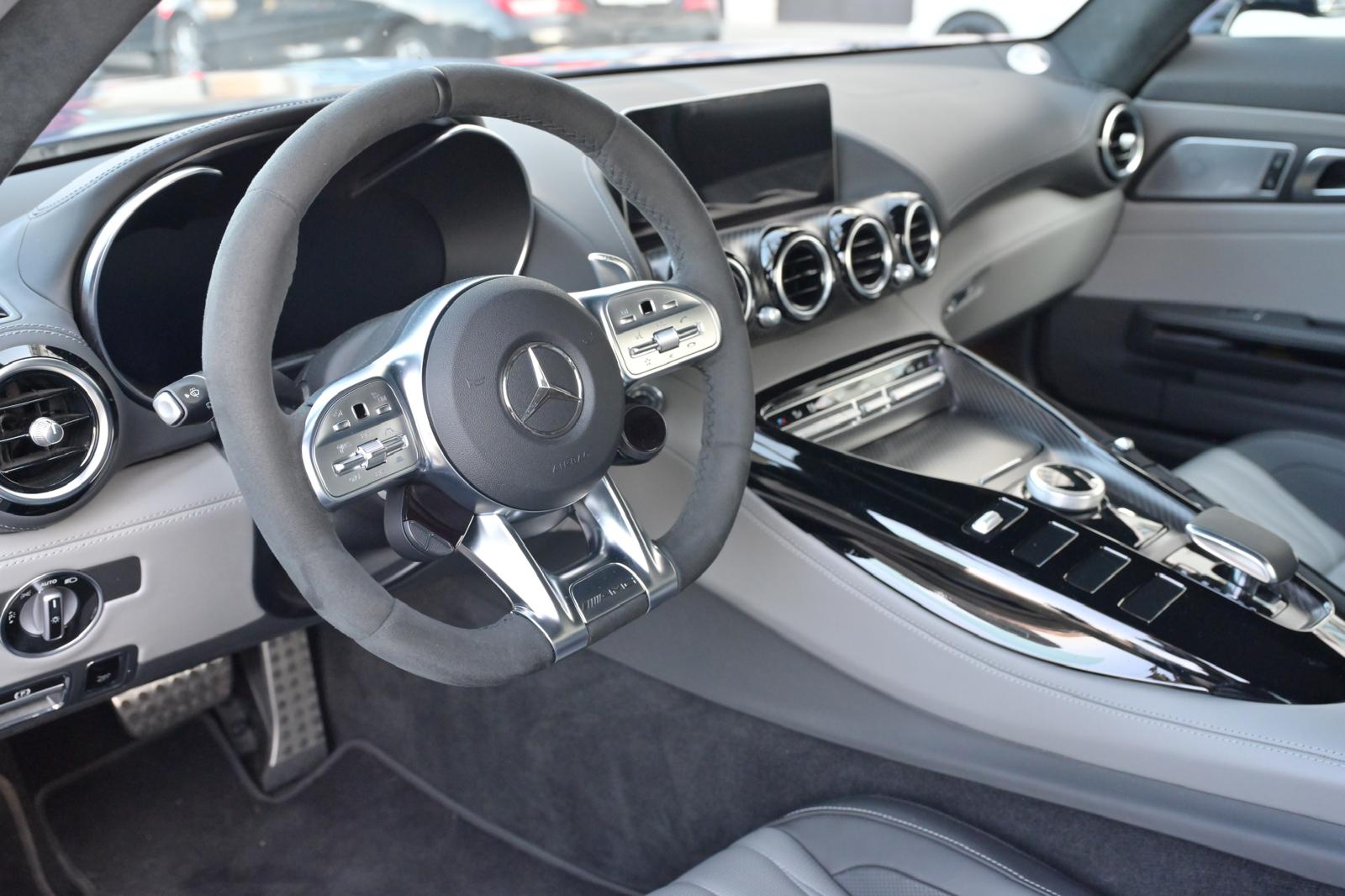 MERCEDES-BENZ AMG GT C Speedshift DCT-image-3