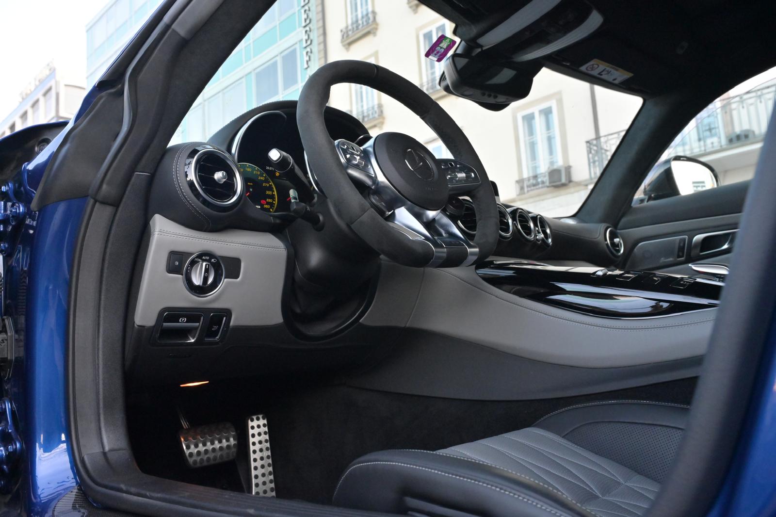 MERCEDES-BENZ AMG GT C Speedshift DCT-image-4