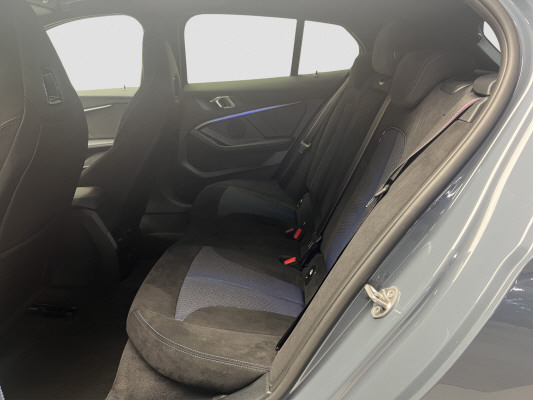 BMW M135i xDrive-image-9