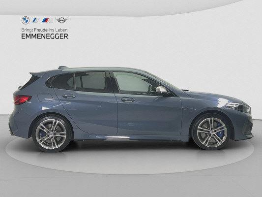 BMW M135i xDrive-image-5