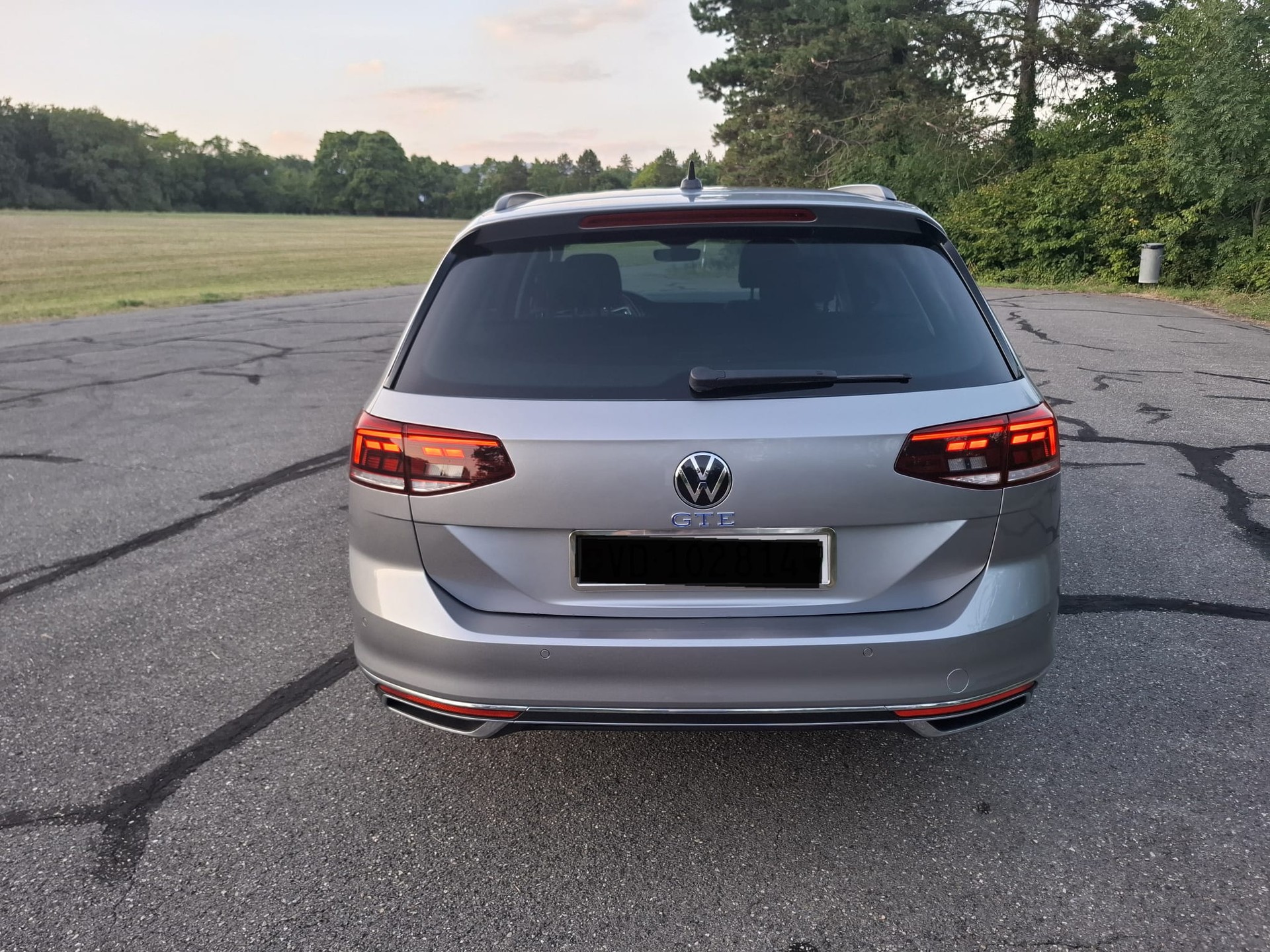 VW Passat Variant 1.4 TSI GTE Hybrid DSG-image-7