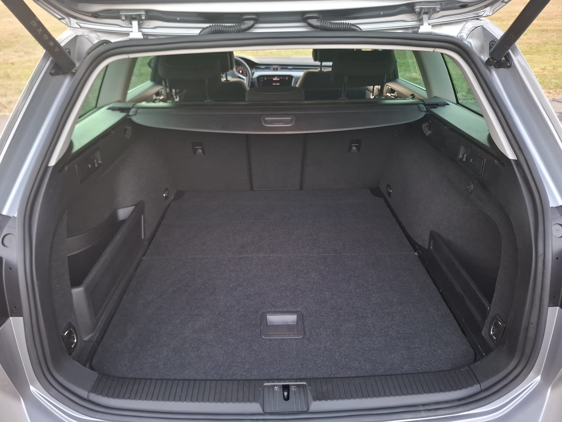 VW Passat Variant 1.4 TSI GTE Hybrid DSG-image-10