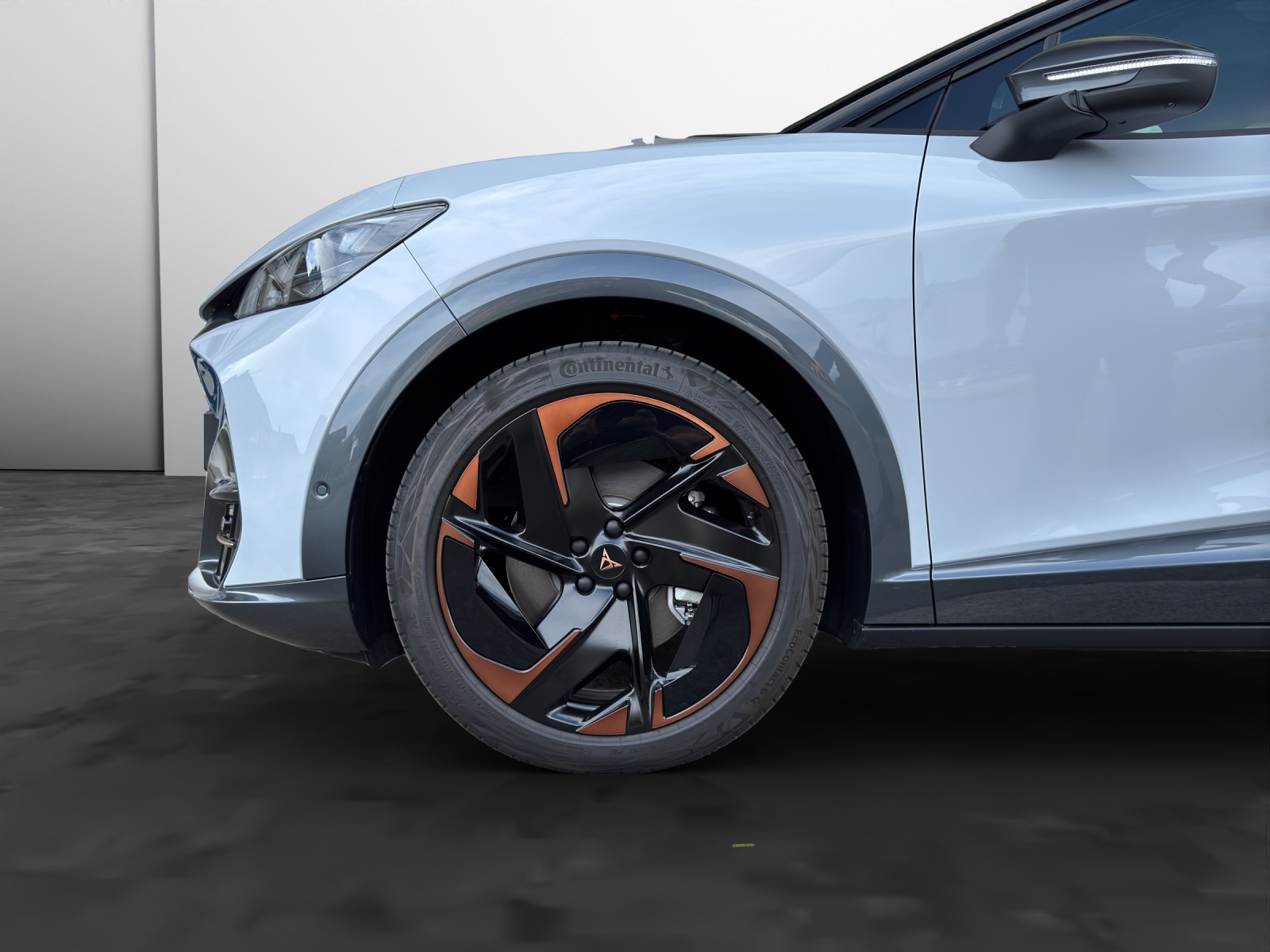 CUPRA Tavascan VZ Type 9-image-15