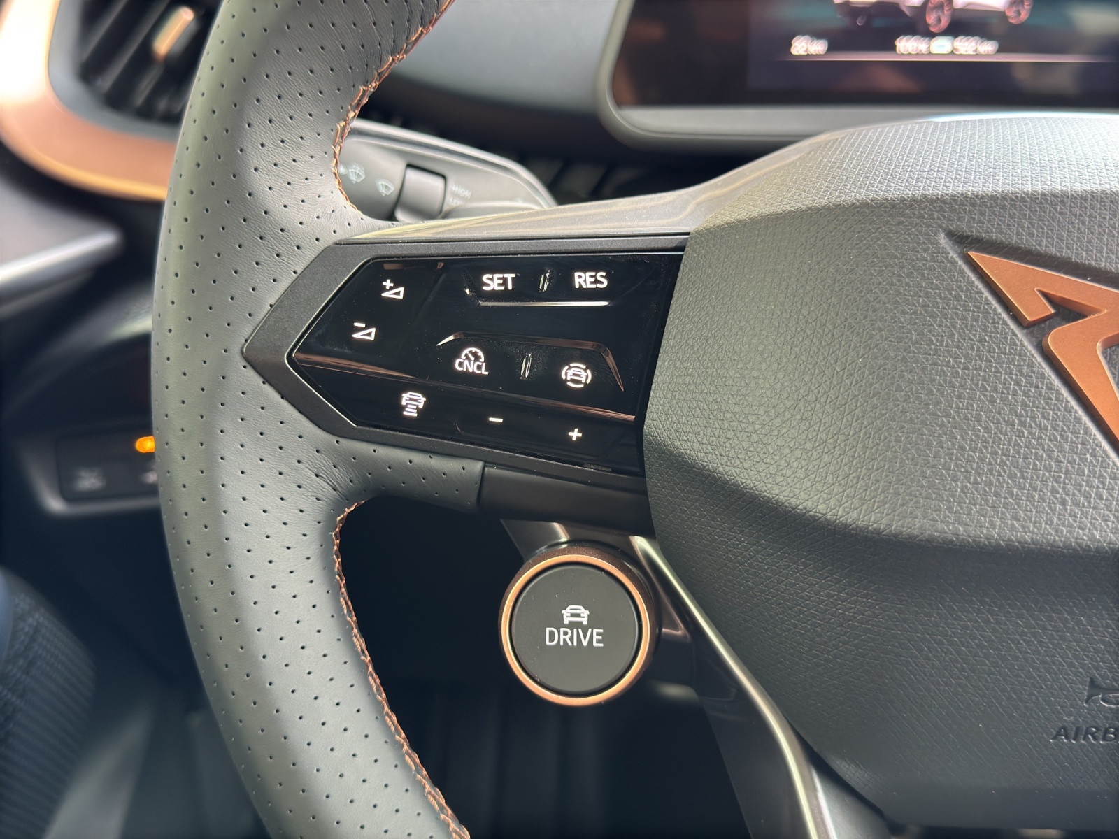 CUPRA Tavascan VZ Type 9-image-8