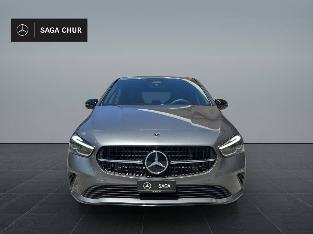 MERCEDES-BENZ B 220 Progressive 4matic-image-1