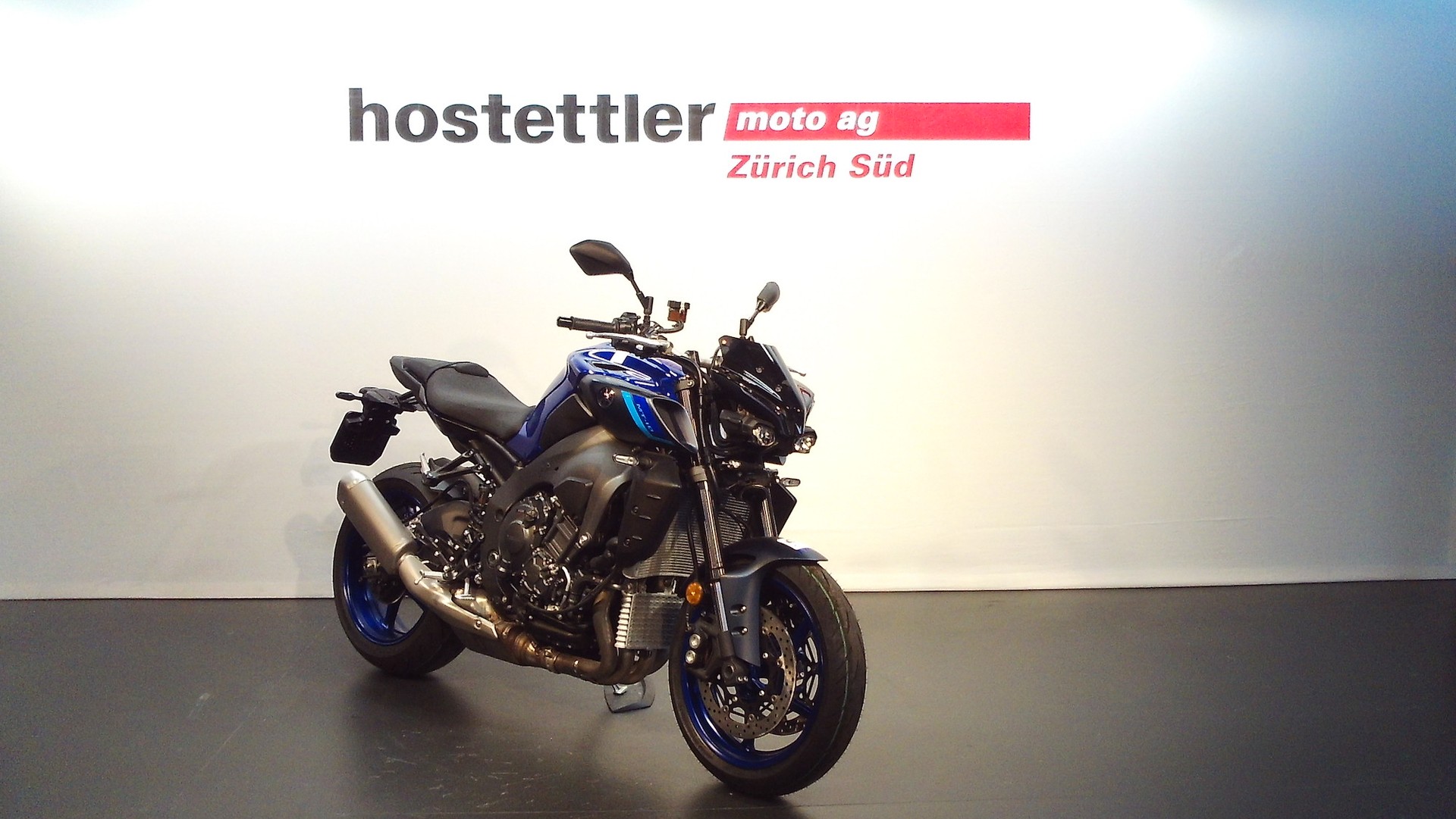 YAMAHA MT-10-showroom-element-3