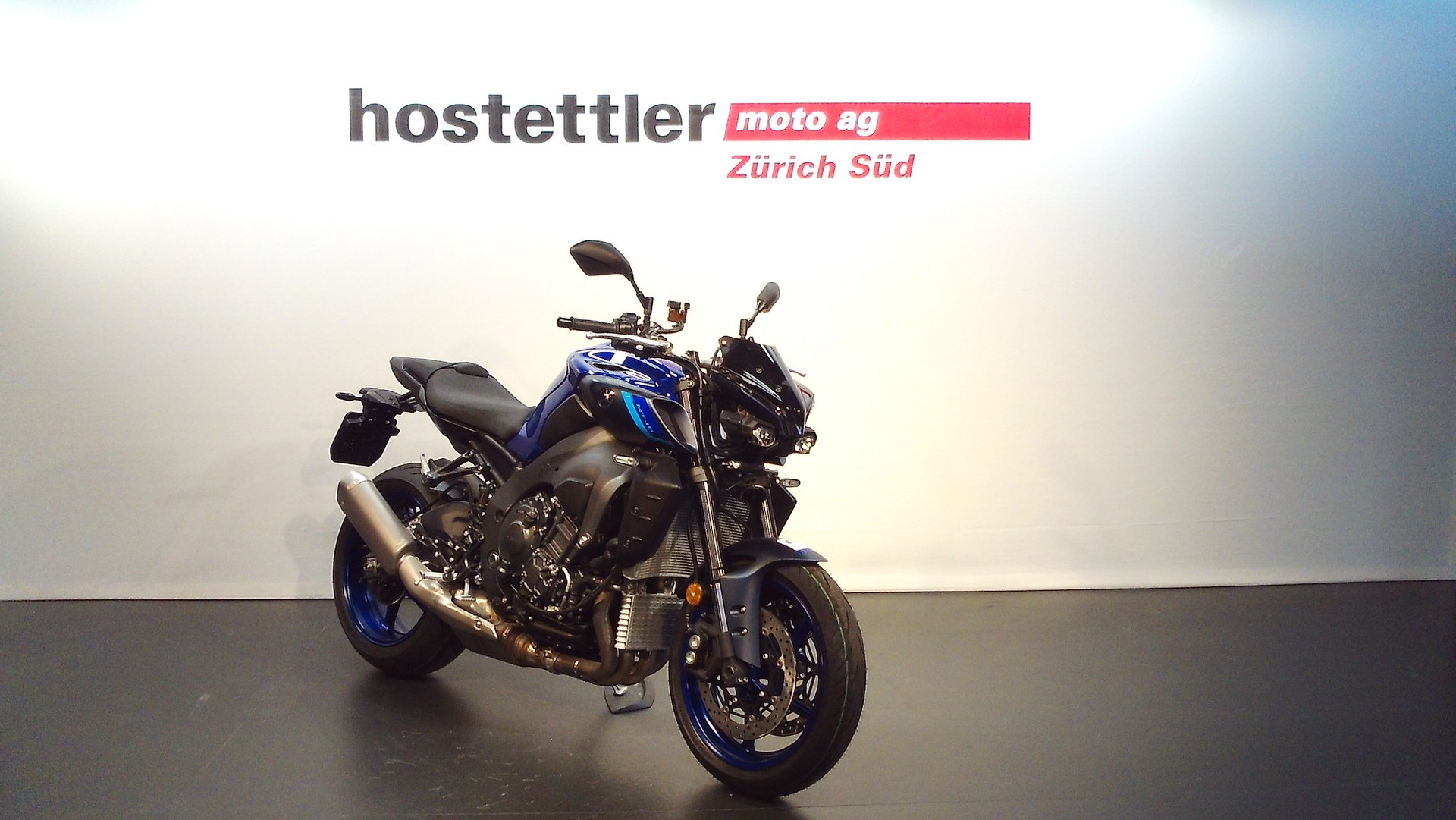 YAMAHA MT-10-showroom-element-3