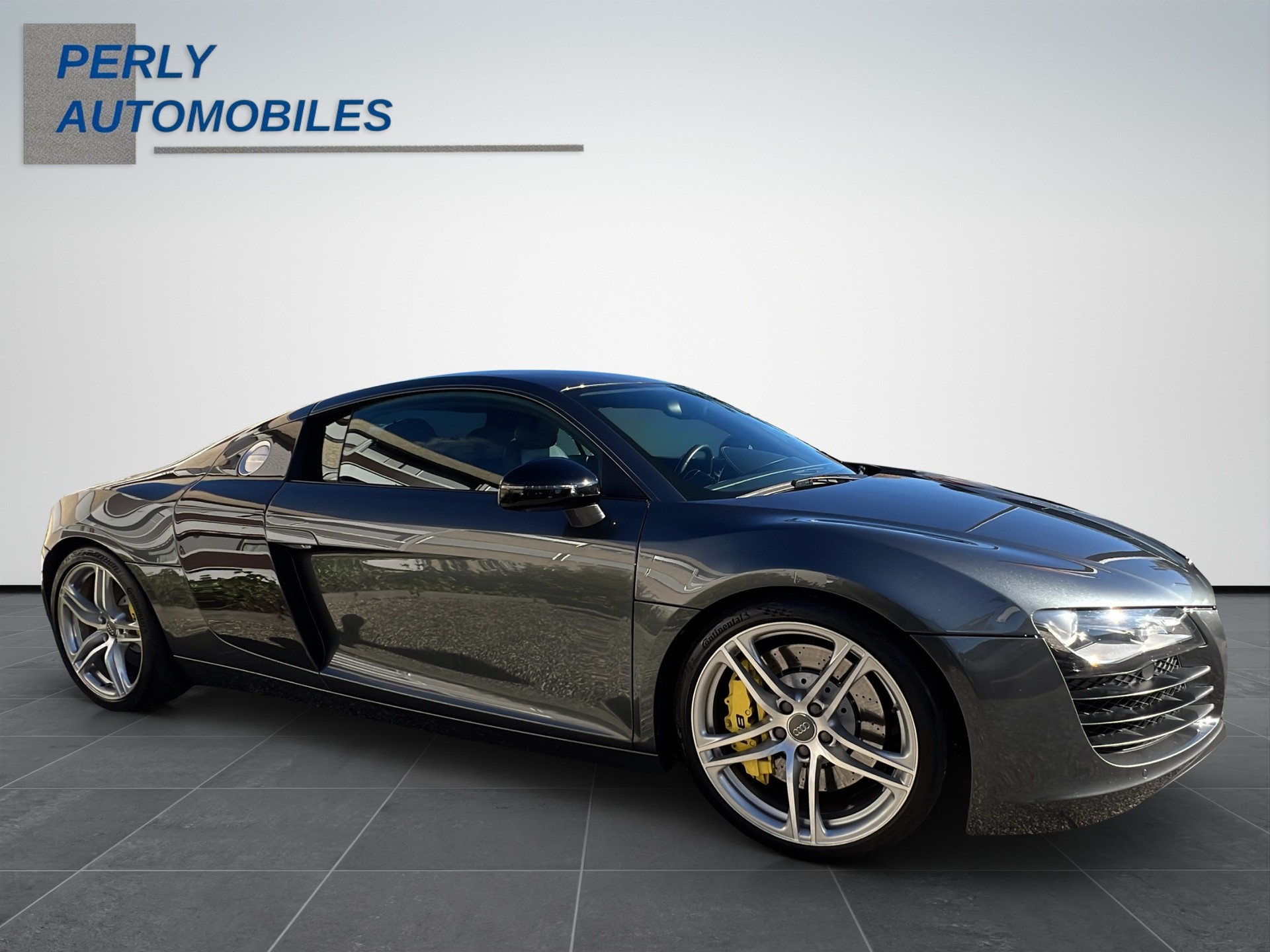 AUDI R8 Coupé 4.2-image-7