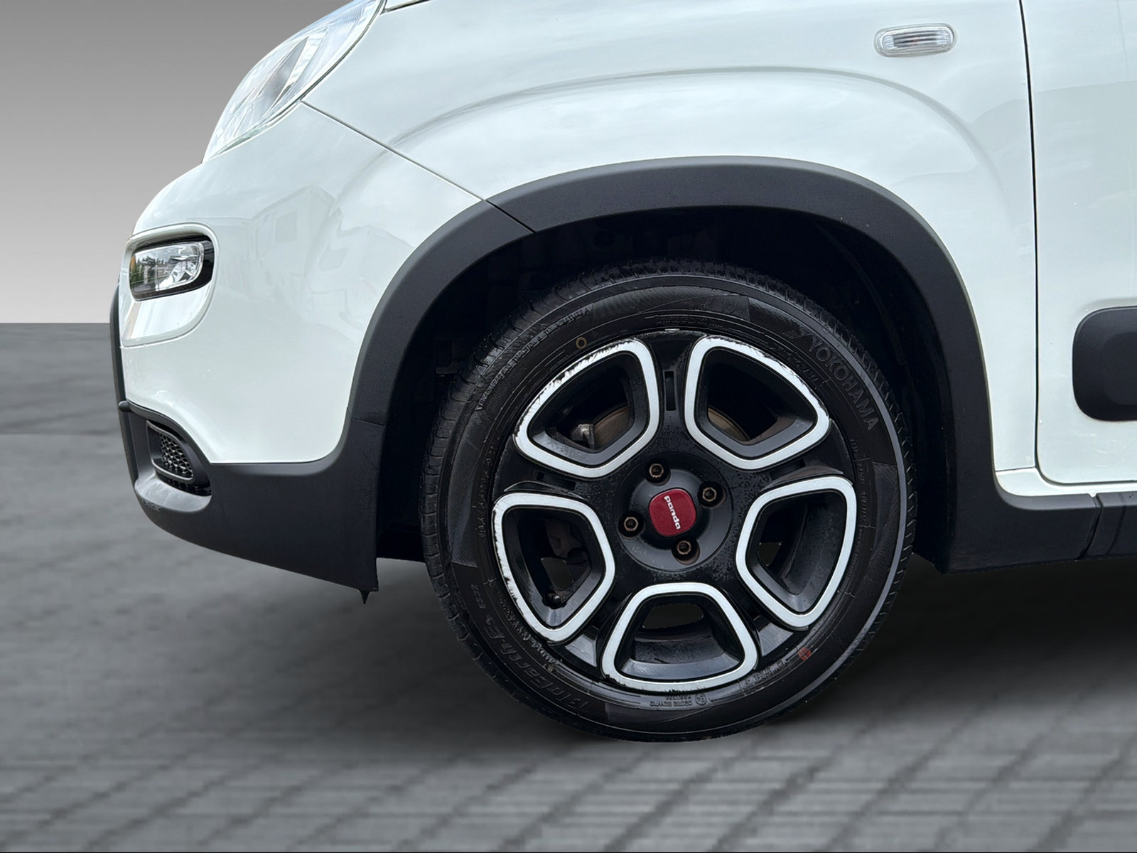 FIAT Panda 1.0 Hybrid City Life-image-4