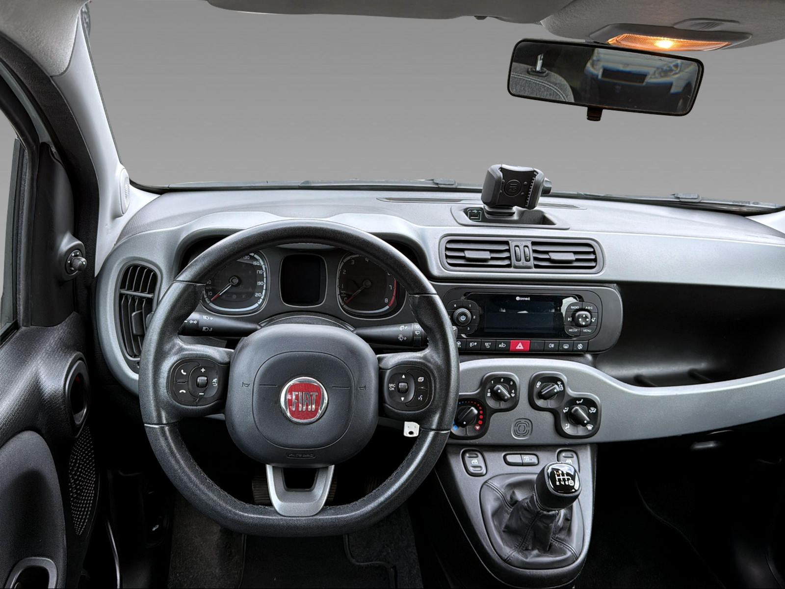 FIAT Panda 1.0 Hybrid City Life-image-10