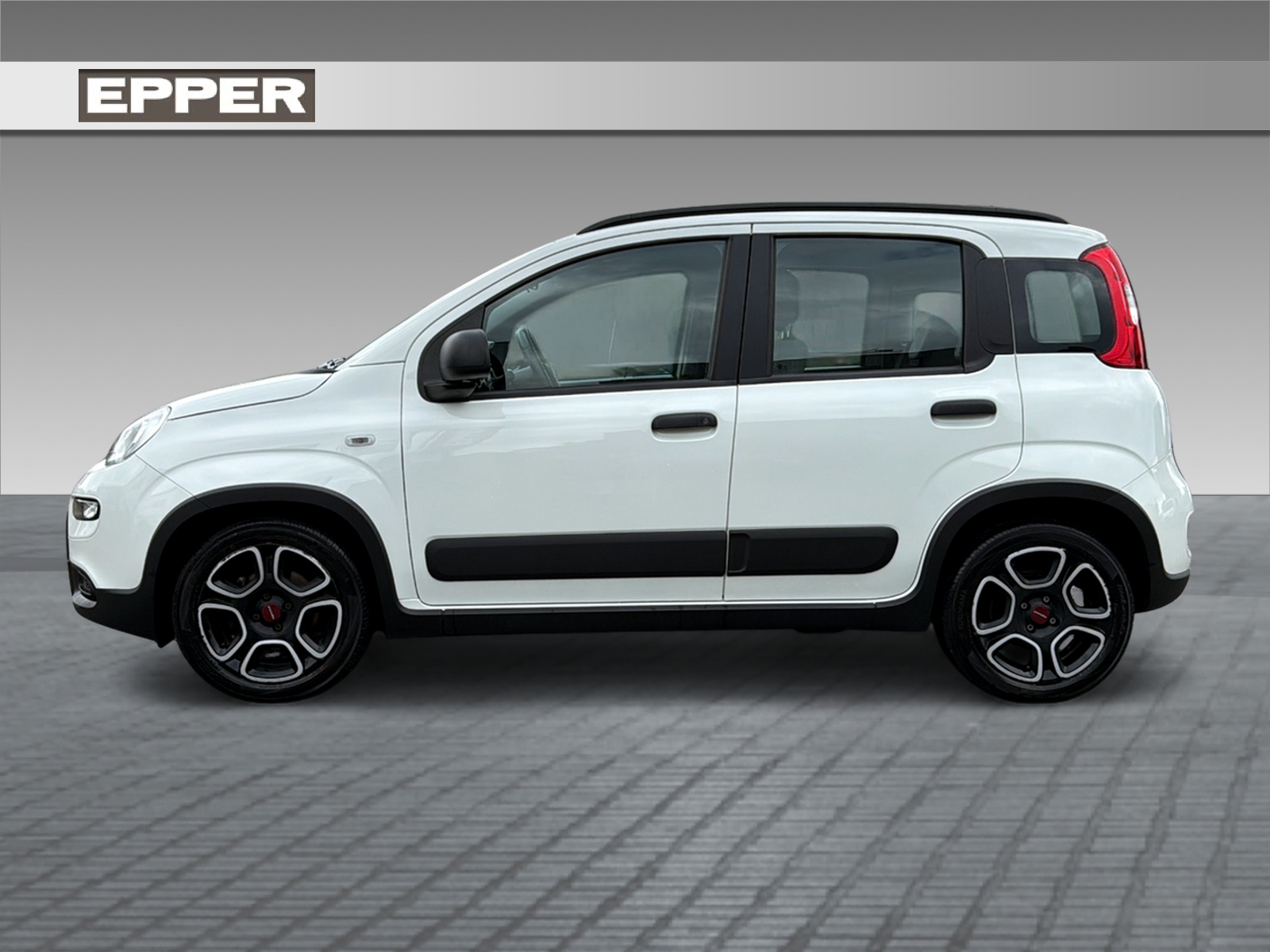 FIAT Panda 1.0 Hybrid City Life-image-1