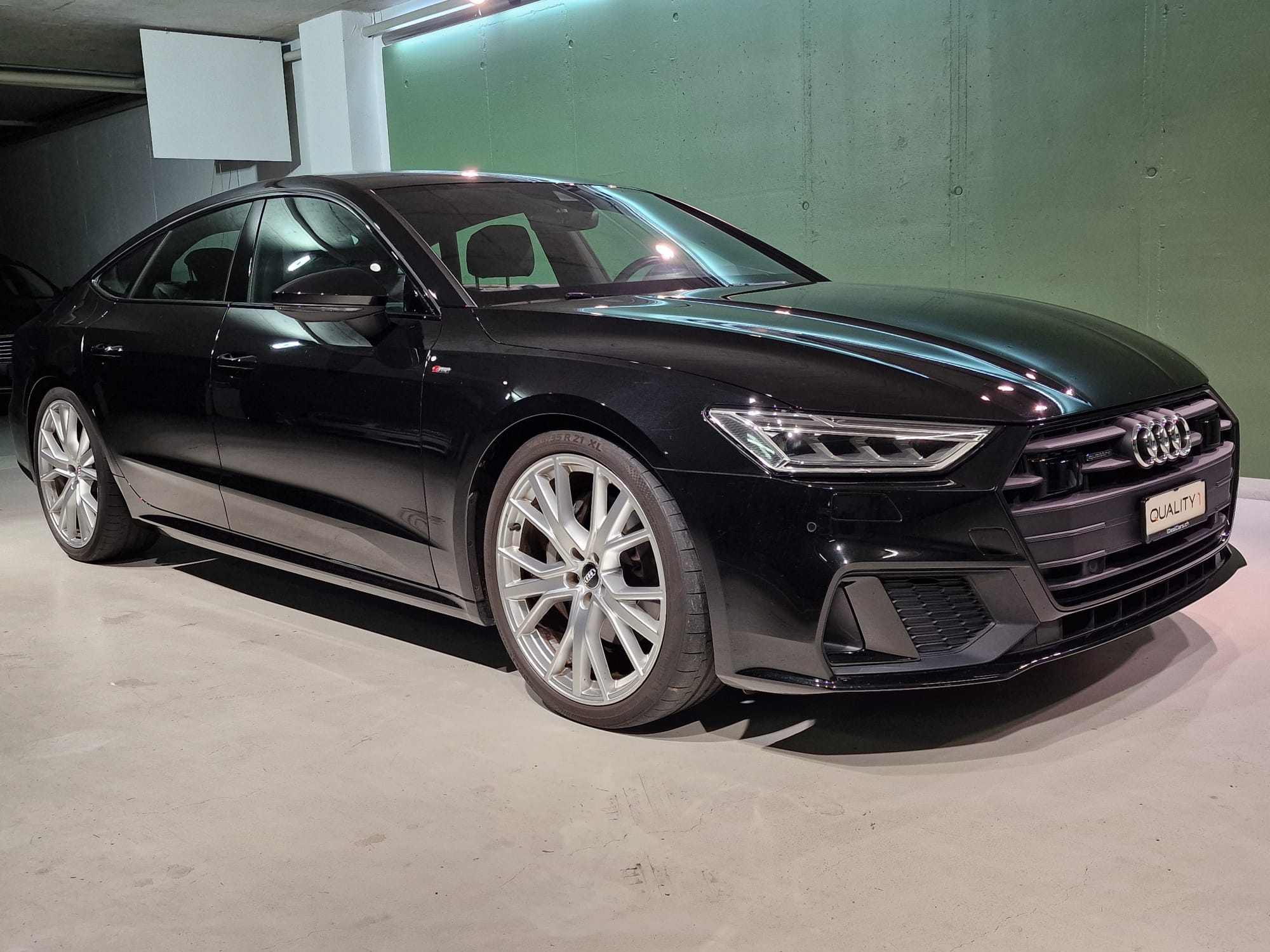 Car photo