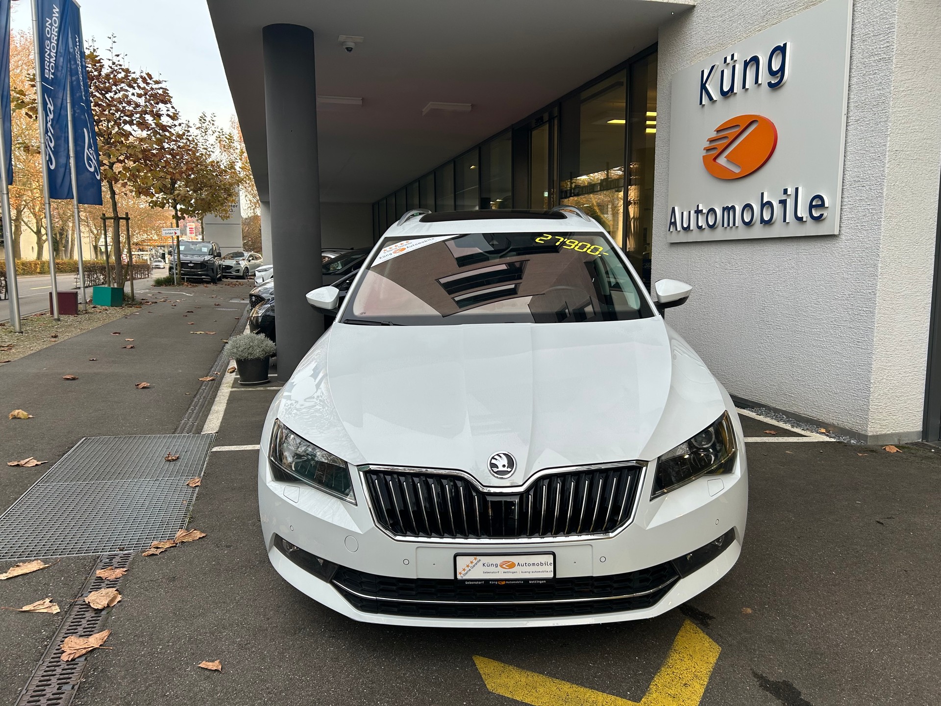 SKODA Superb Combi 2.0 TSI L&K DSG 4x4-image-19