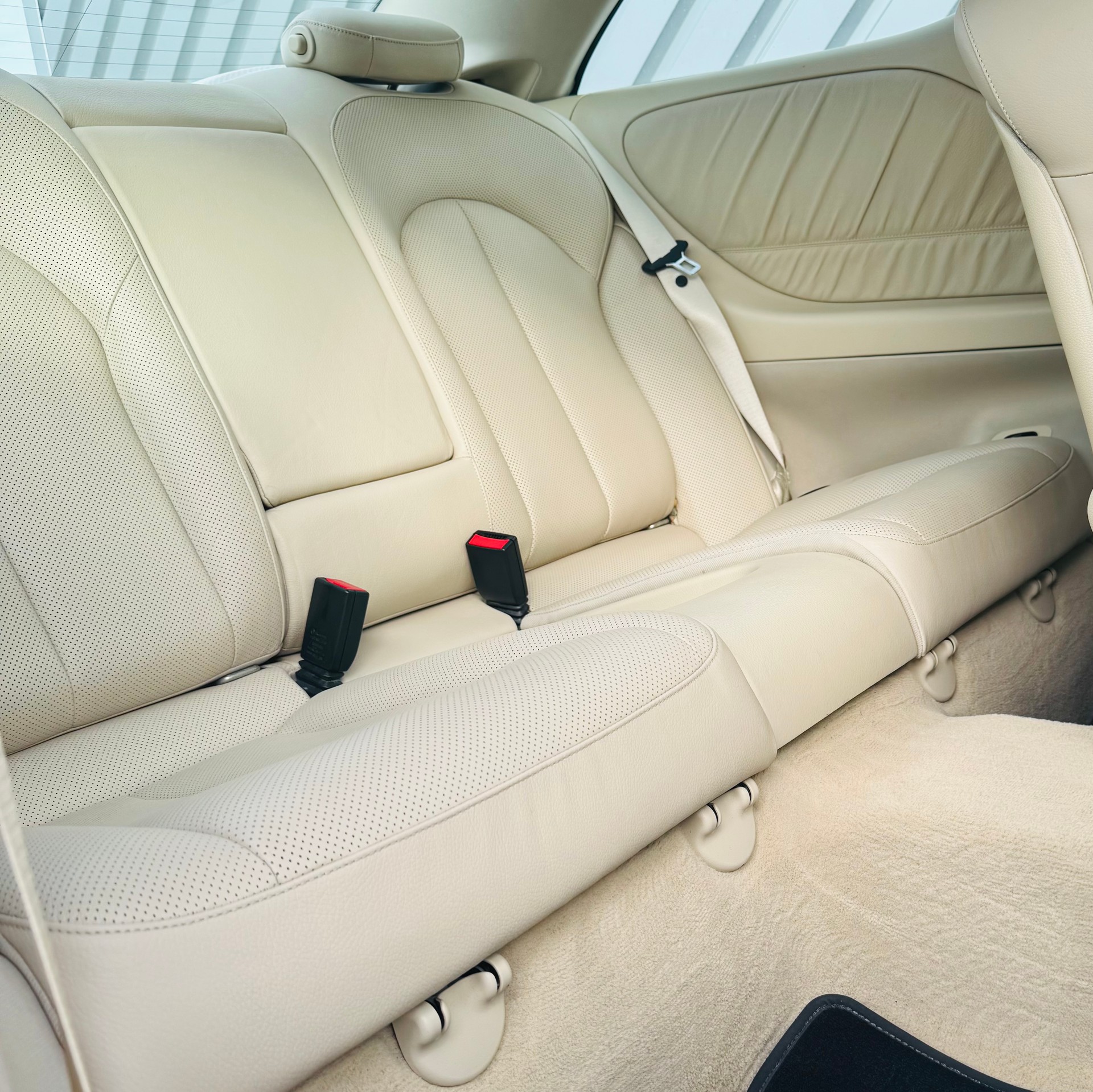 MERCEDES-BENZ CLK 200 Kompressor Elegance-image-18