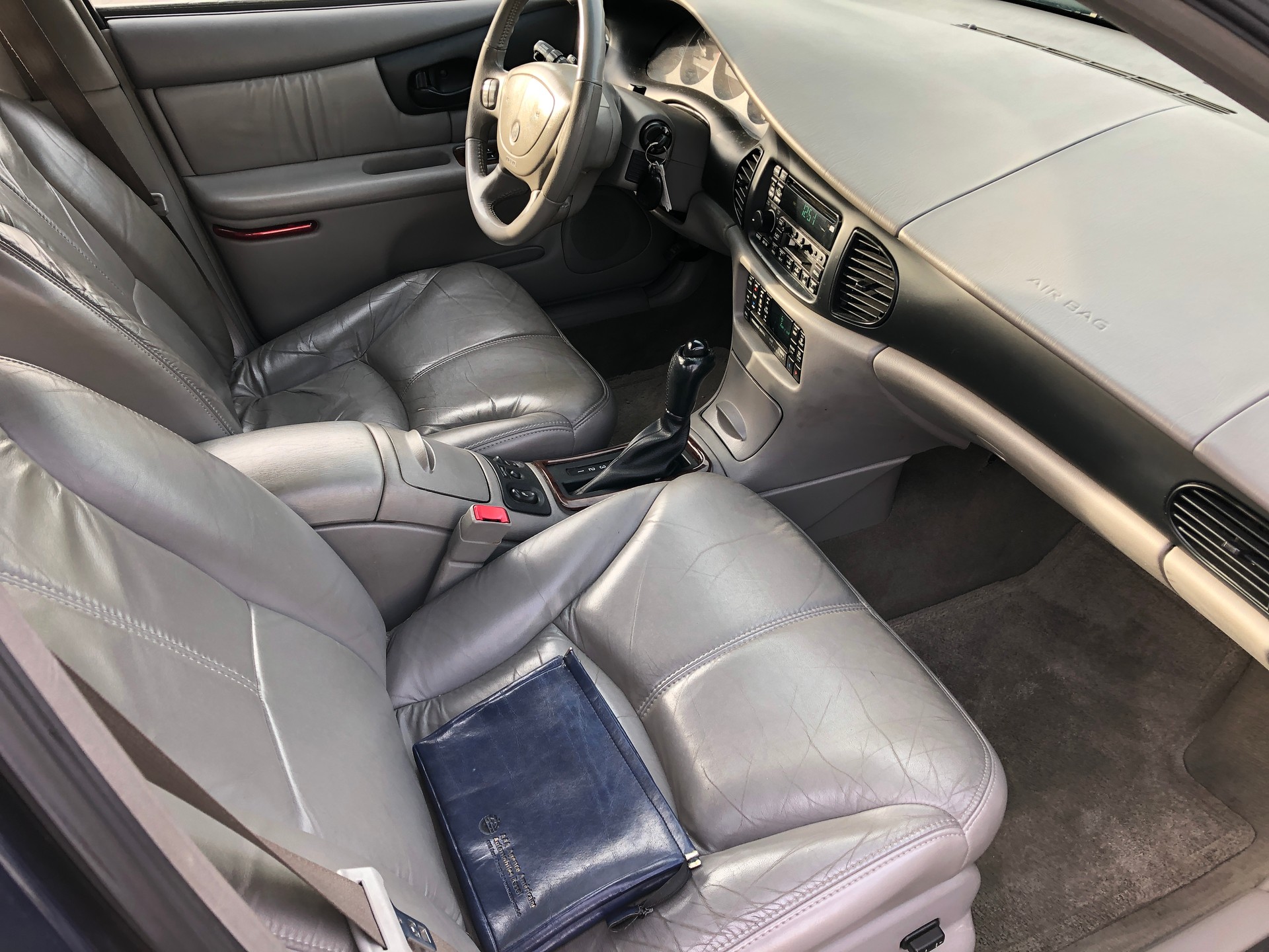 BUICK Regal GS 3.8-V6-image-8