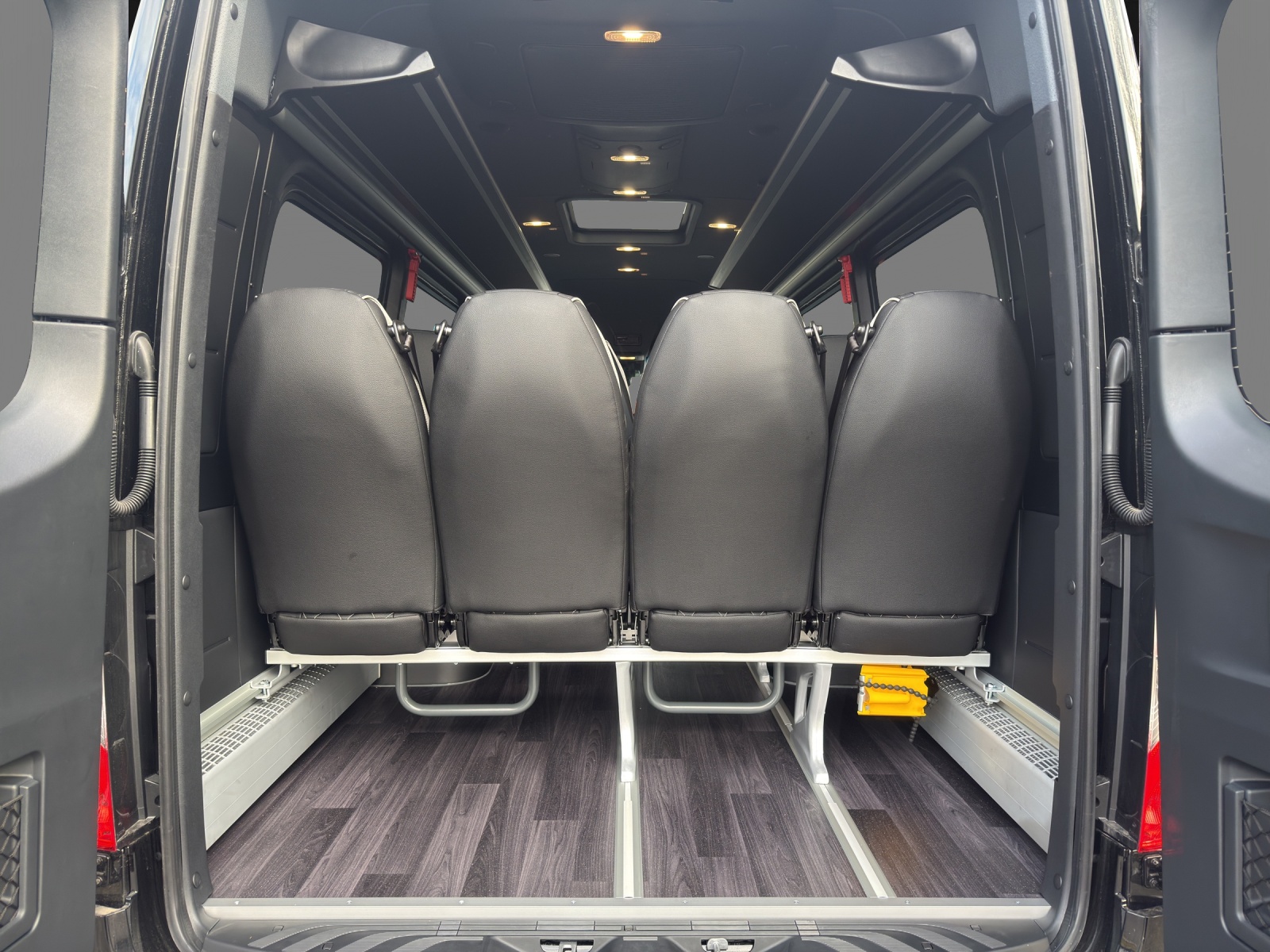 MERCEDES-BENZ Sprinter Tremonia Transfer 45-image-10