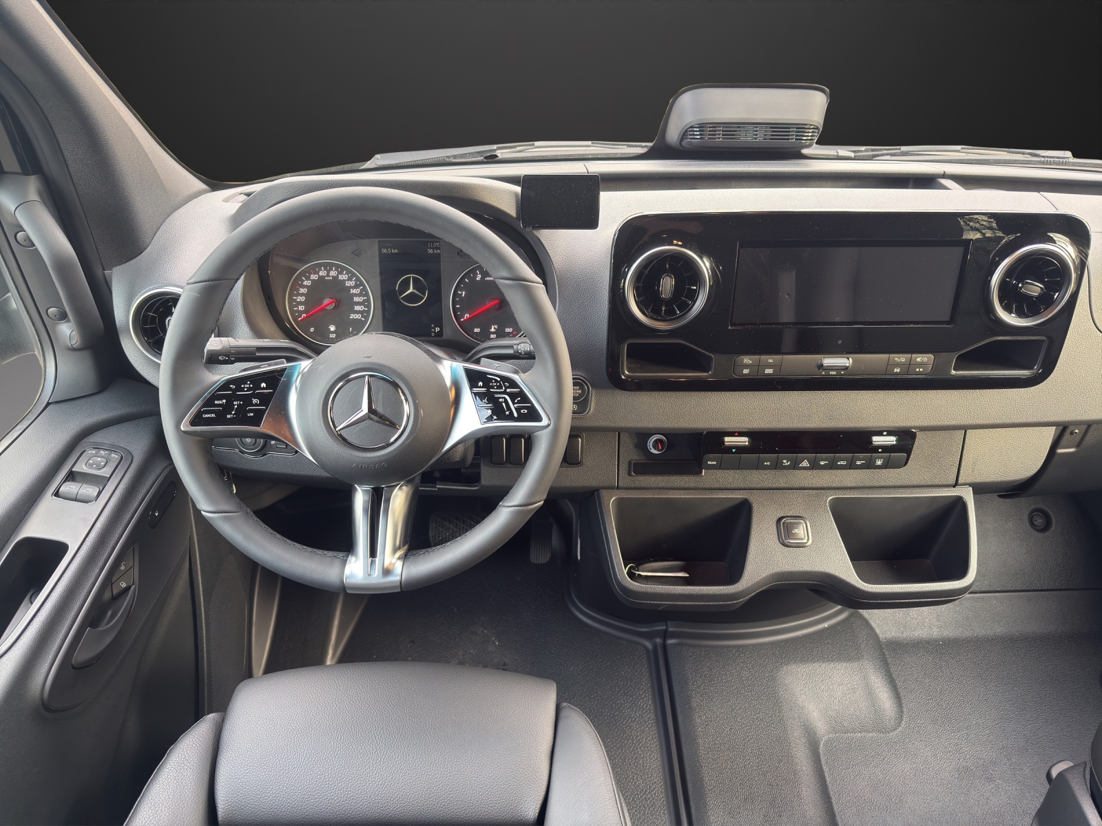 MERCEDES-BENZ Sprinter Tremonia Transfer 45-image-8