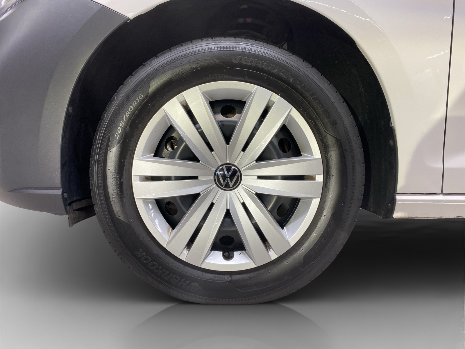 VW Caddy Cargo 2.0TDI-image-15