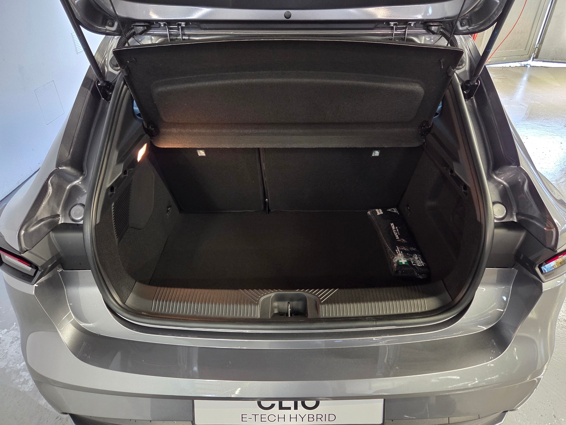 RENAULT CLIO E-TECH FULL HYBRID esprit Alpine full hybrid E-Tech 160-image-21