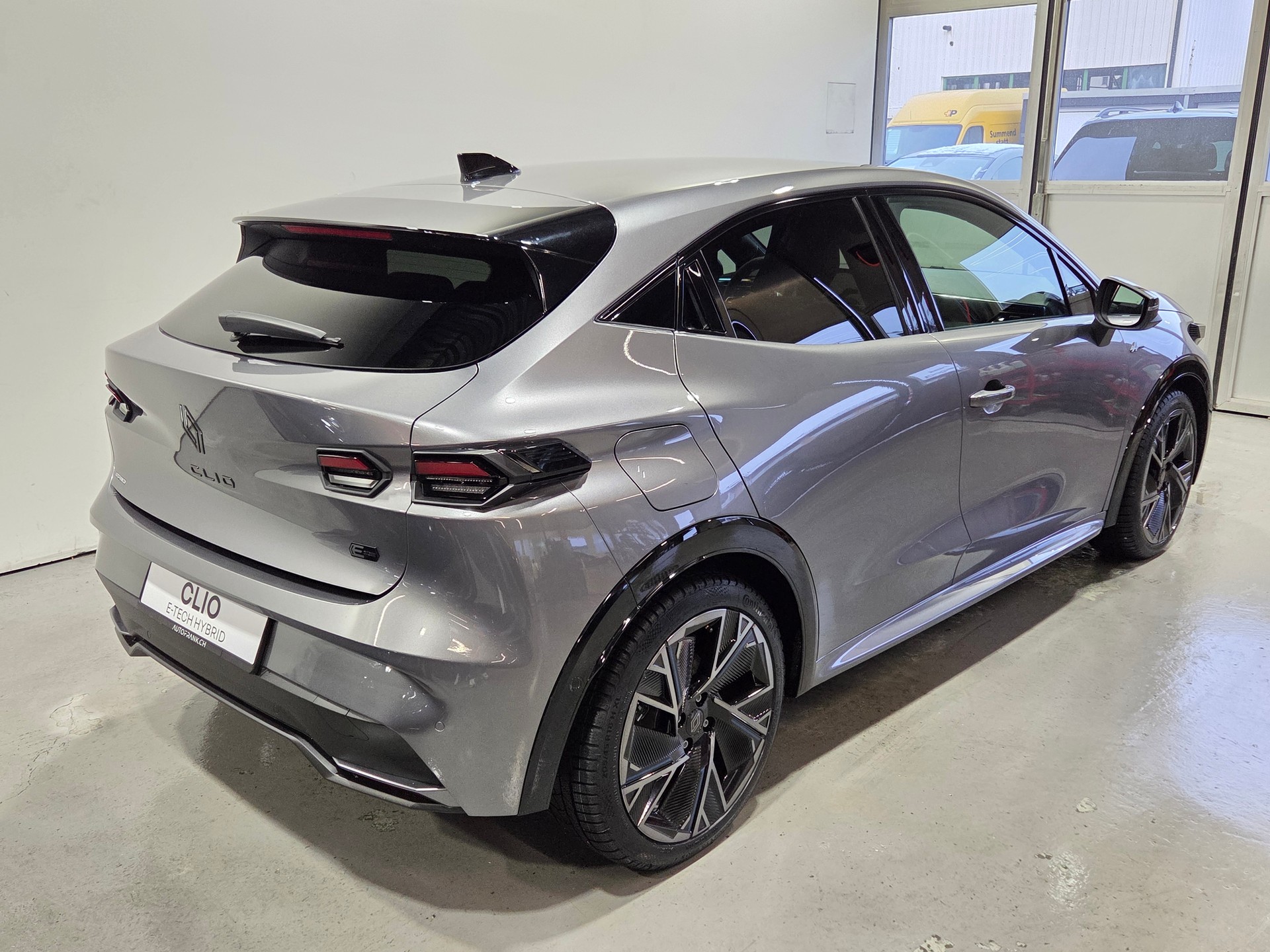 RENAULT CLIO E-TECH FULL HYBRID esprit Alpine full hybrid E-Tech 160-image-17