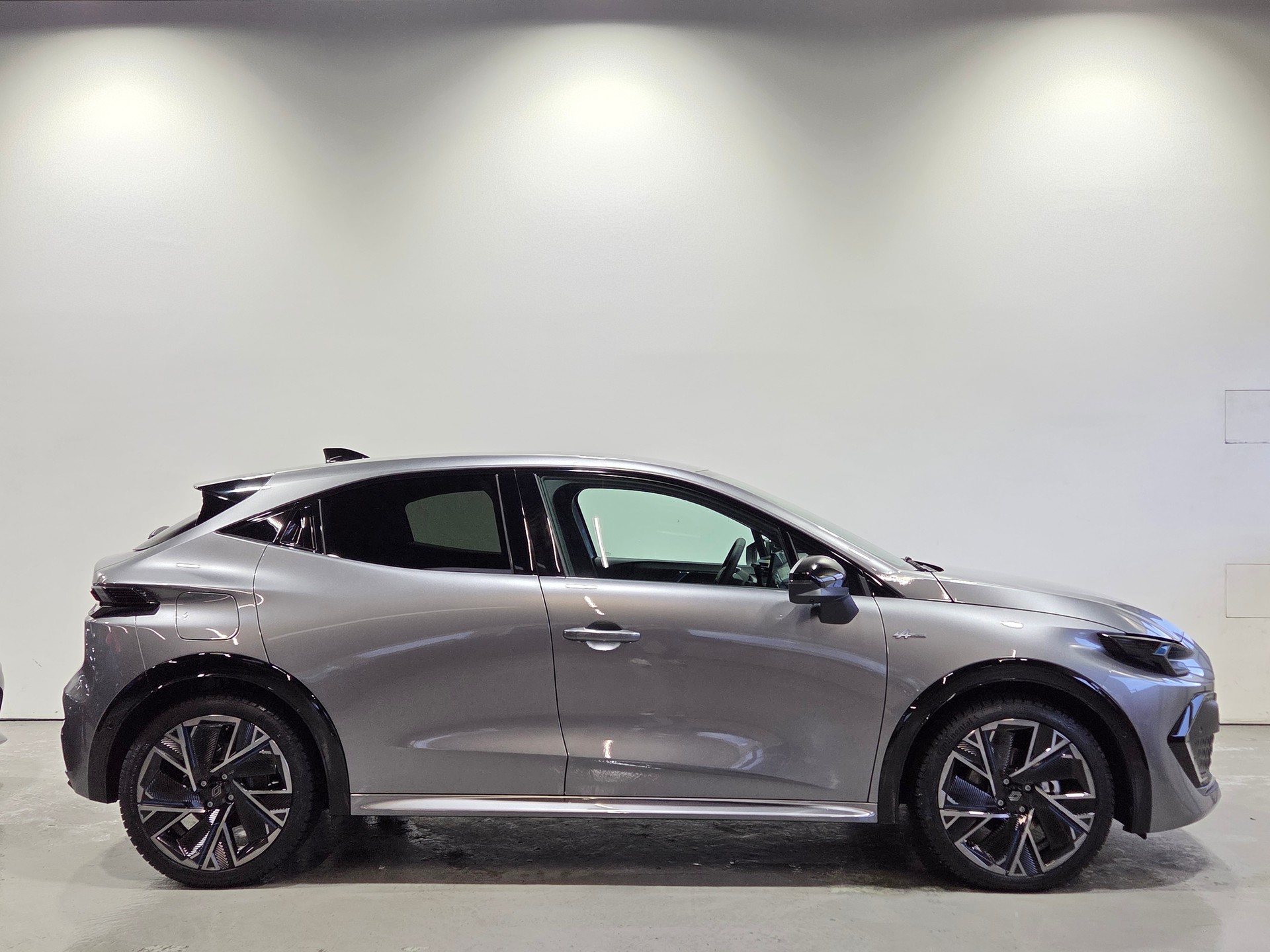 RENAULT CLIO E-TECH FULL HYBRID esprit Alpine full hybrid E-Tech 160-image-1