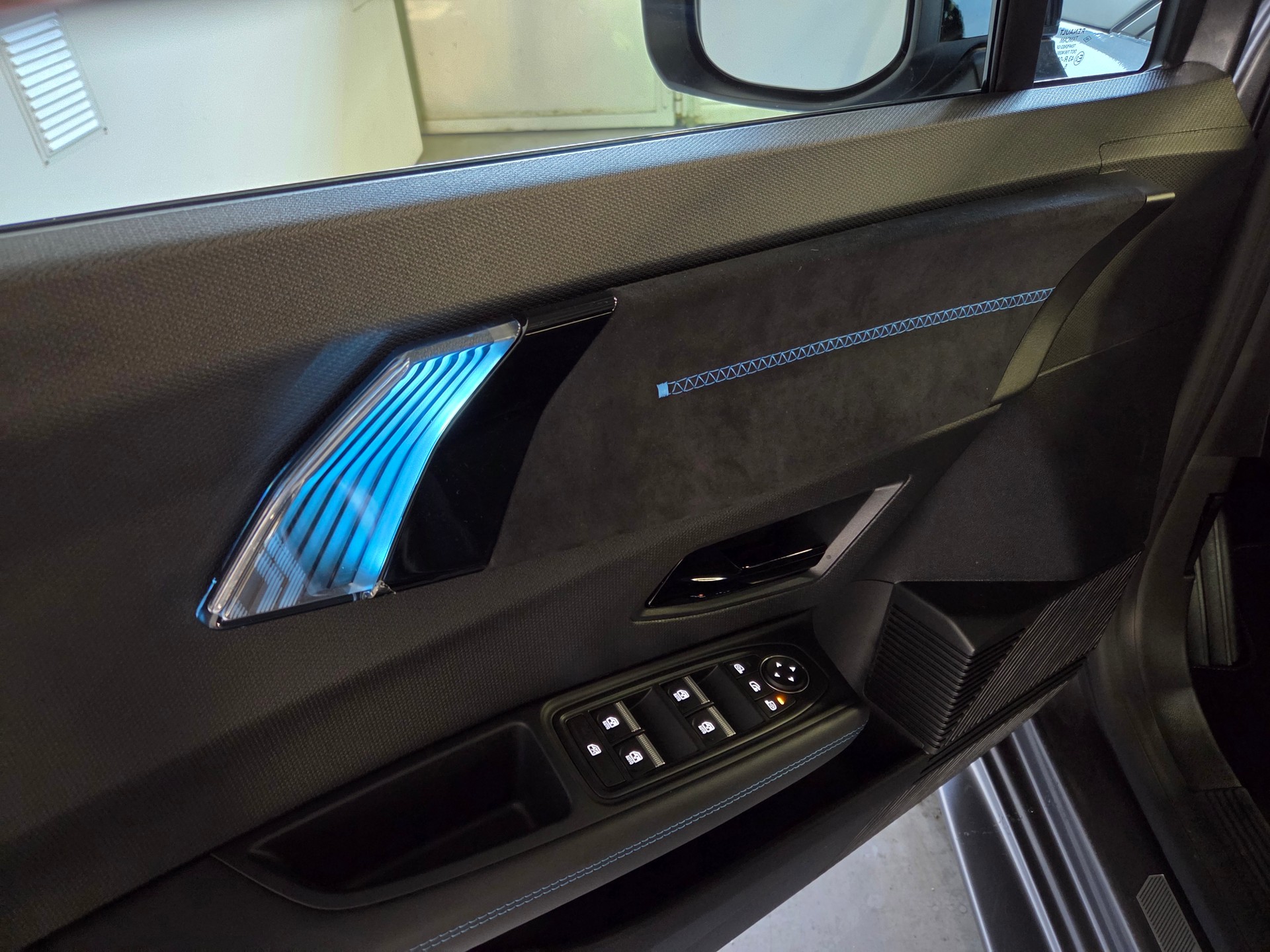RENAULT CLIO E-TECH FULL HYBRID esprit Alpine full hybrid E-Tech 160-image-14