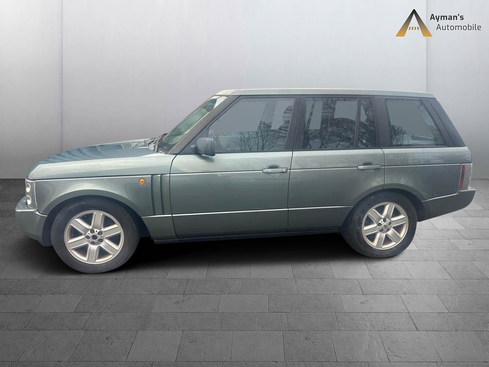 LAND ROVER Range Rover 4.4 V8 Vogue Automatic-image-4