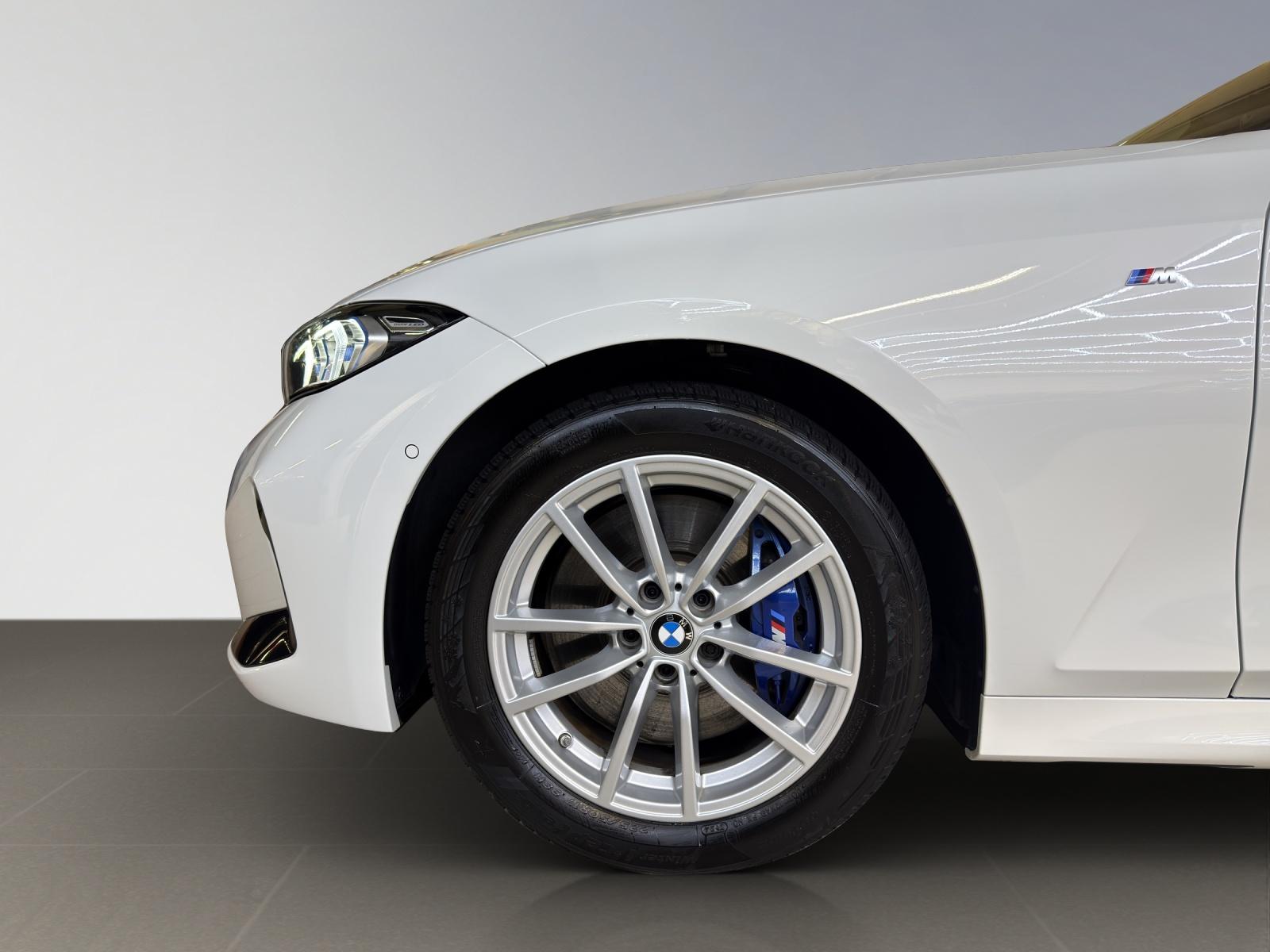 BMW 330d xDrive Touring M-SportPaket-image-18