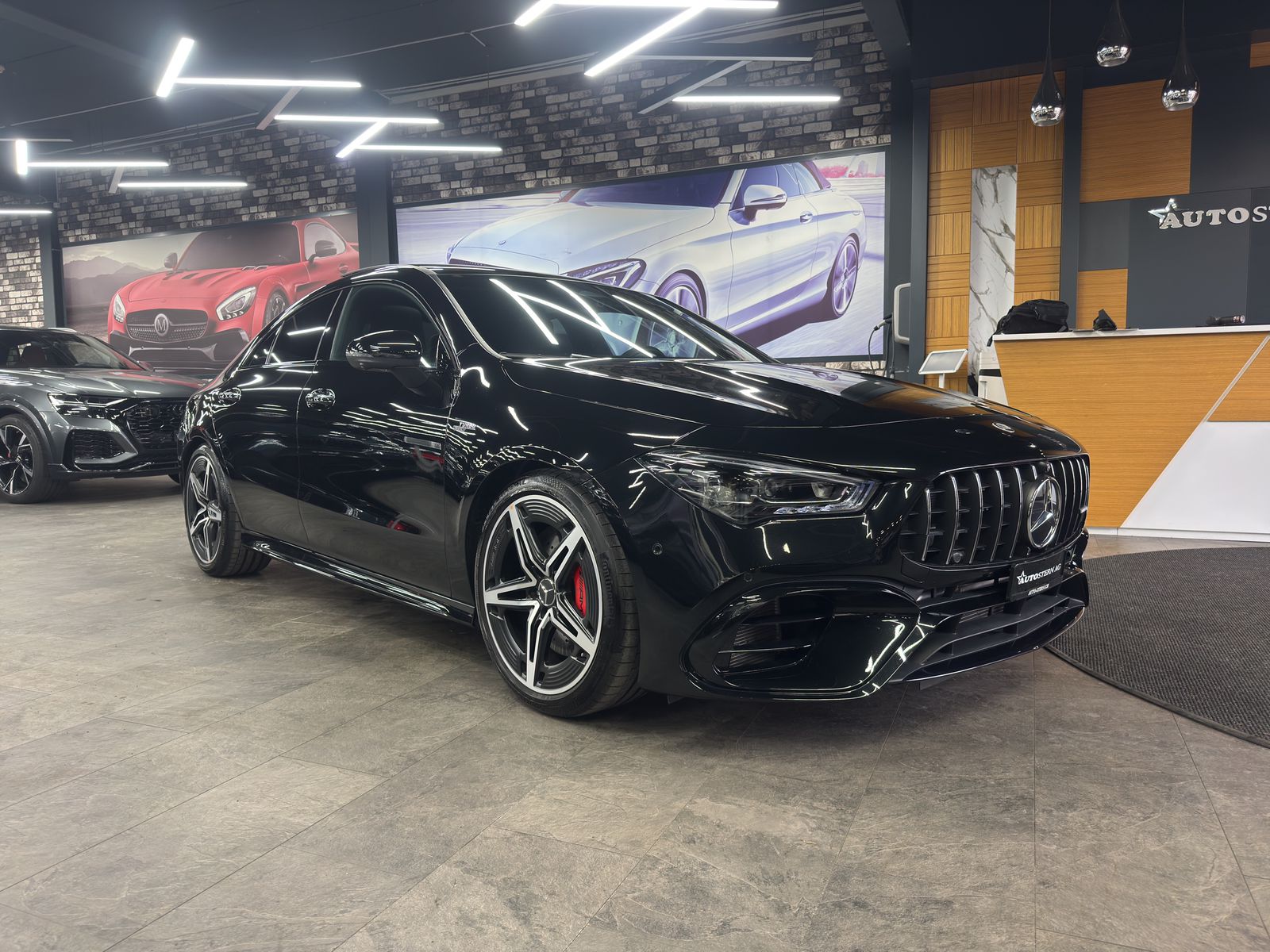 MERCEDES-BENZ CLA 45 S AMG 4Matic+ 8G-DCT-showroom-element-2