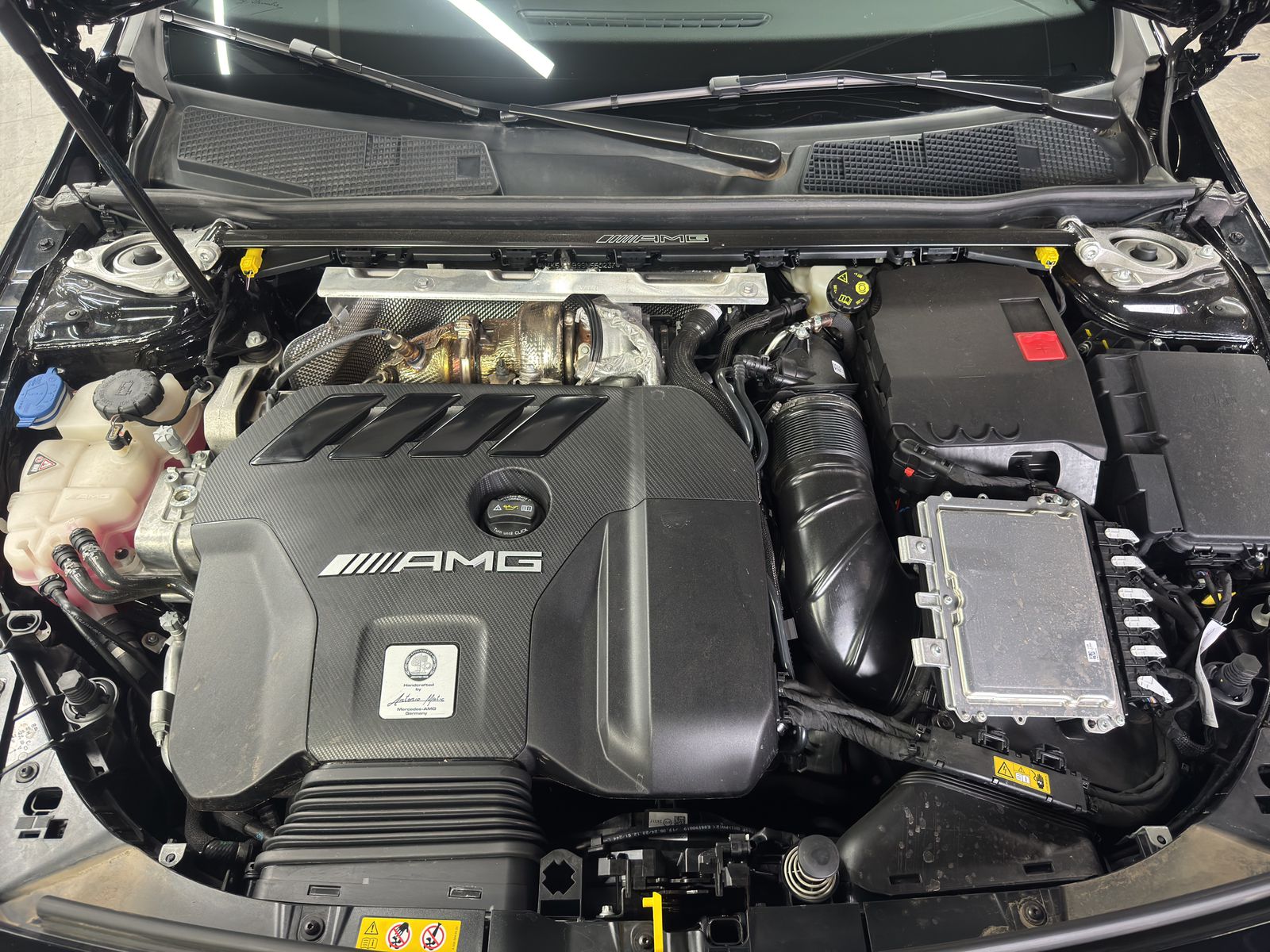 MERCEDES-BENZ CLA 45 S AMG 4Matic+ 8G-DCT-image-20
