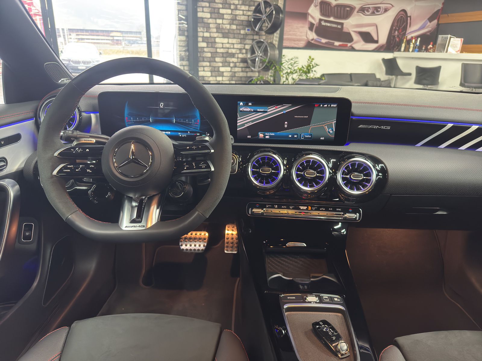 MERCEDES-BENZ CLA 45 S AMG 4Matic+ 8G-DCT-image-12