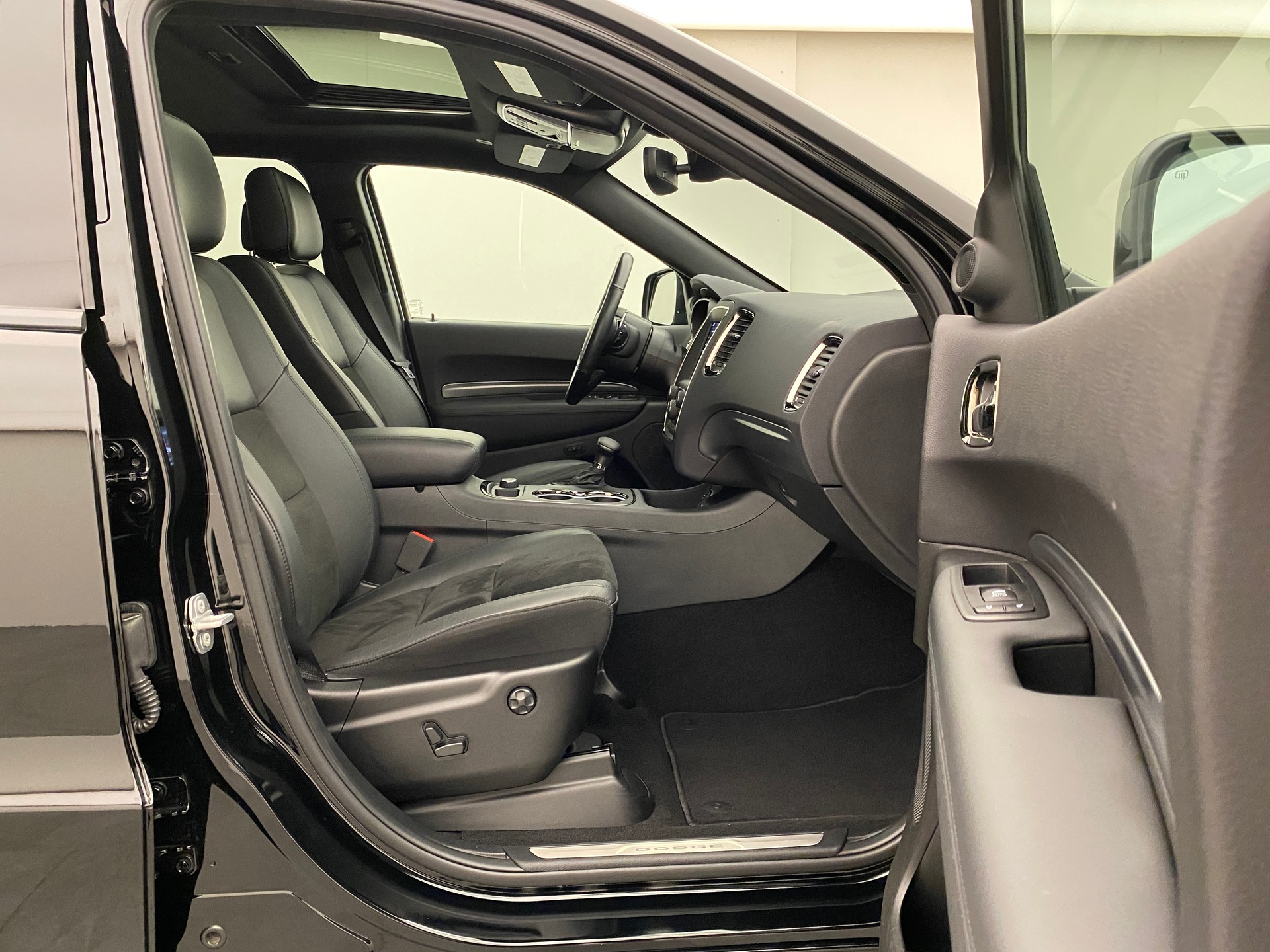 DODGE Durango R/T 5.7 AWD-image-11