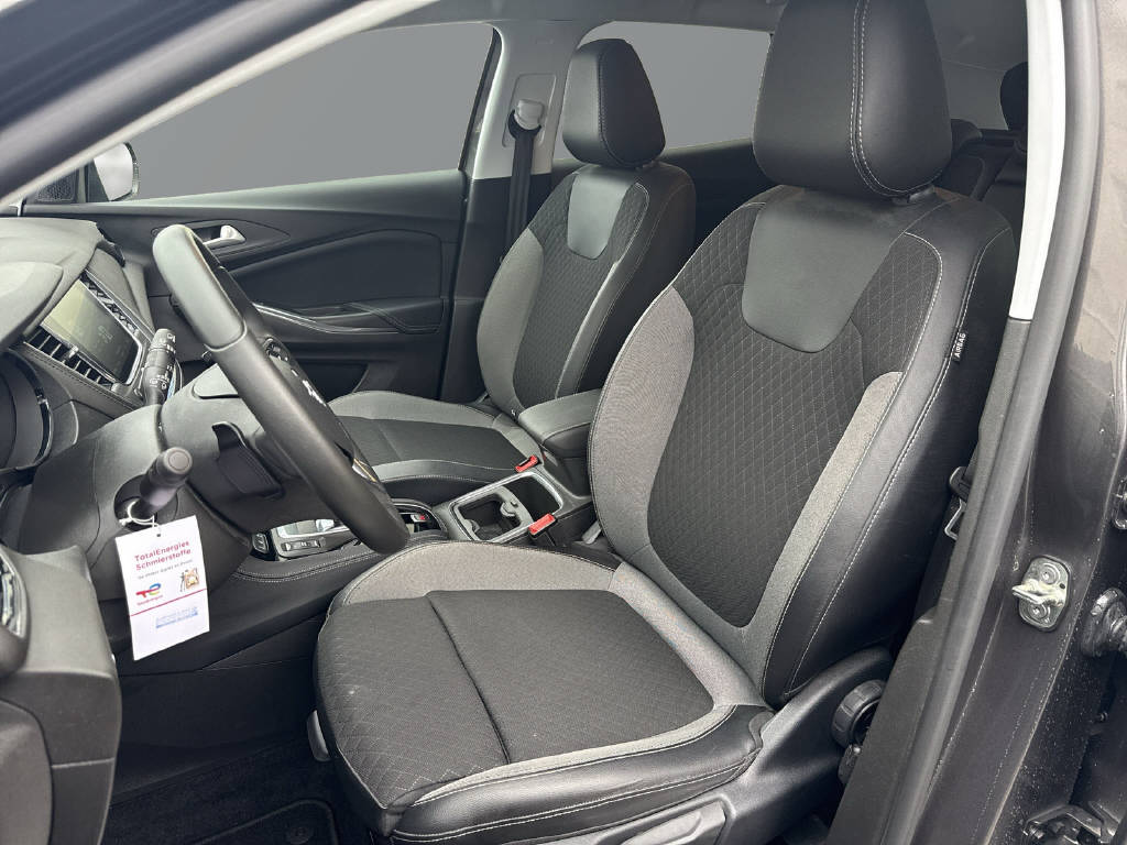 OPEL Grandland X 1.6 T PHEV Excellence-image-11