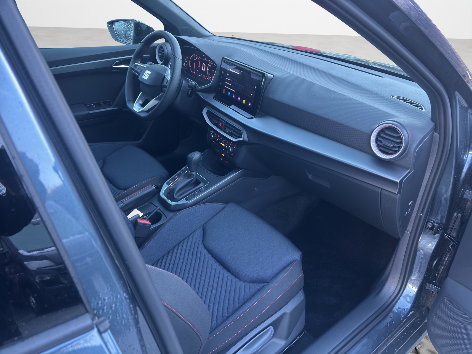 SEAT Arona 1.0 TSI Eco FR DSG-image-13