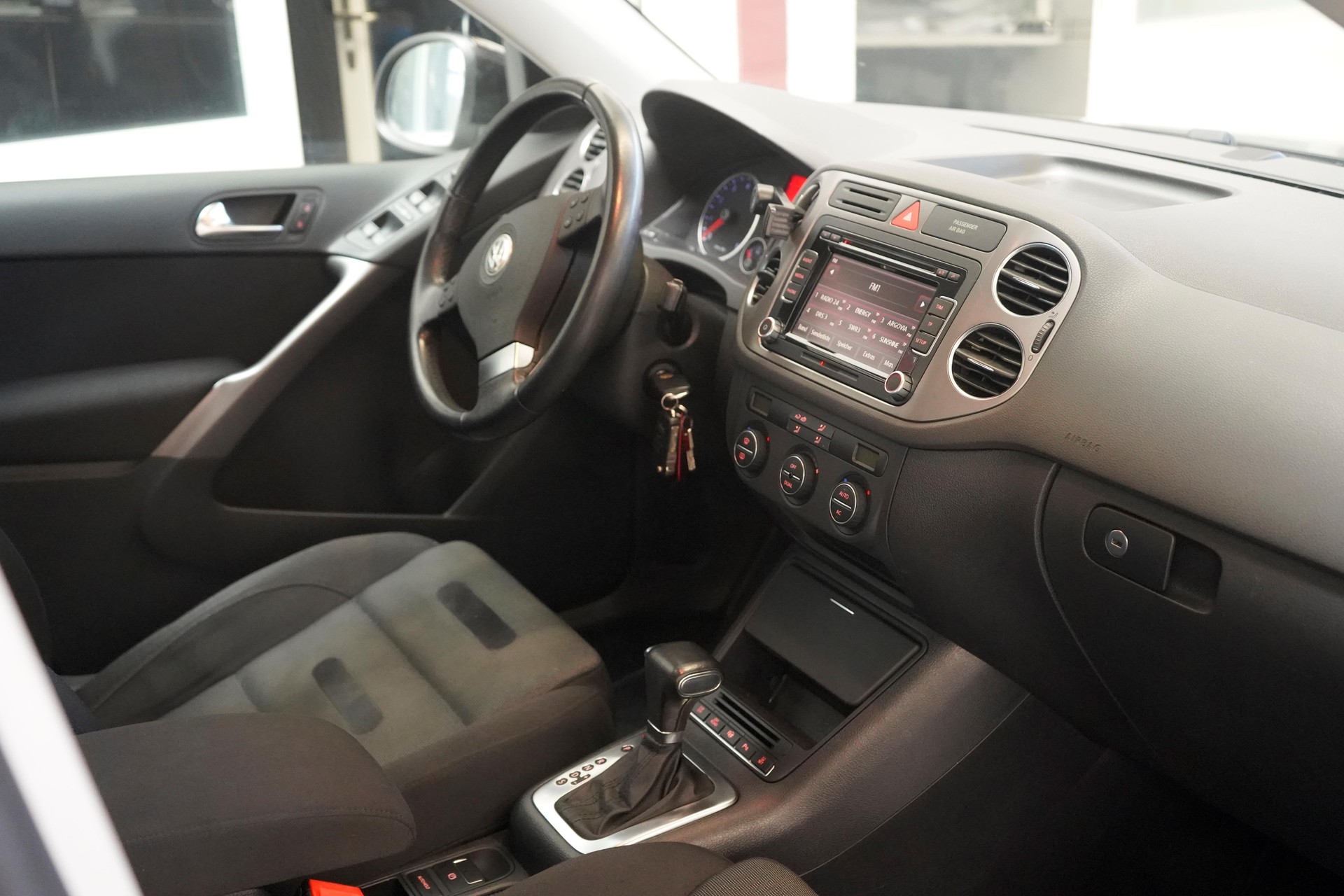 VW Tiguan 2.0 TSI Trend&Fun Tiptronic-image-11