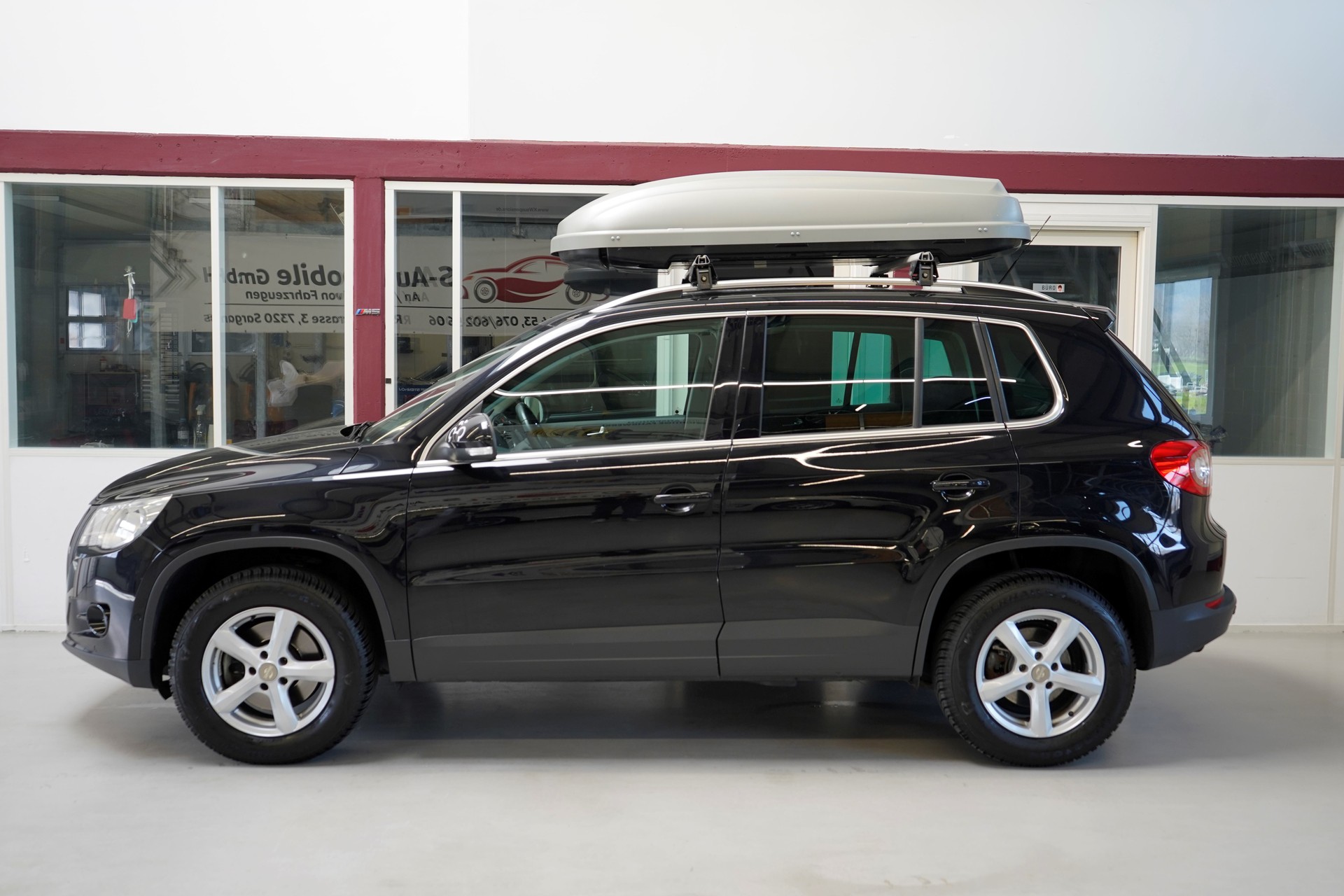 VW Tiguan 2.0 TSI Trend&Fun Tiptronic-image-3