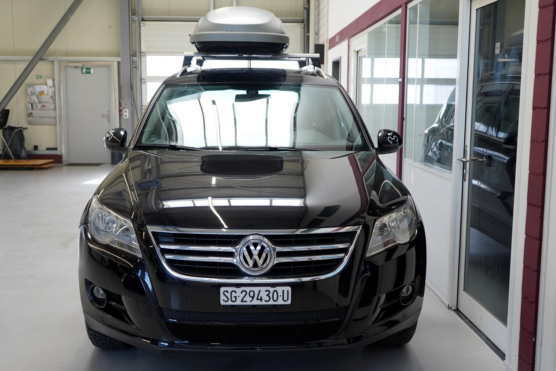 VW Tiguan 2.0 TSI Trend&Fun Tiptronic-image-1