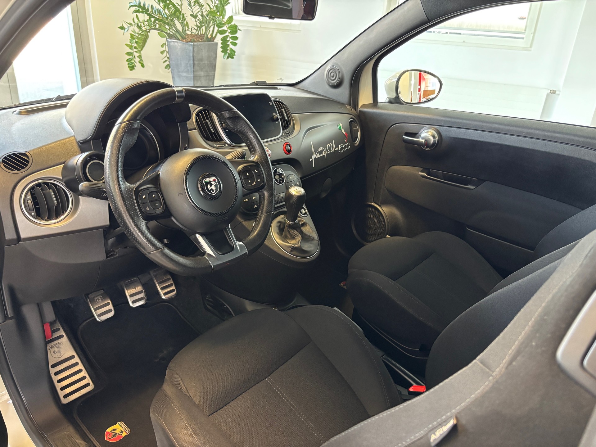 FIAT 595 1.4 16V Turbo Abarth Pista-image-5