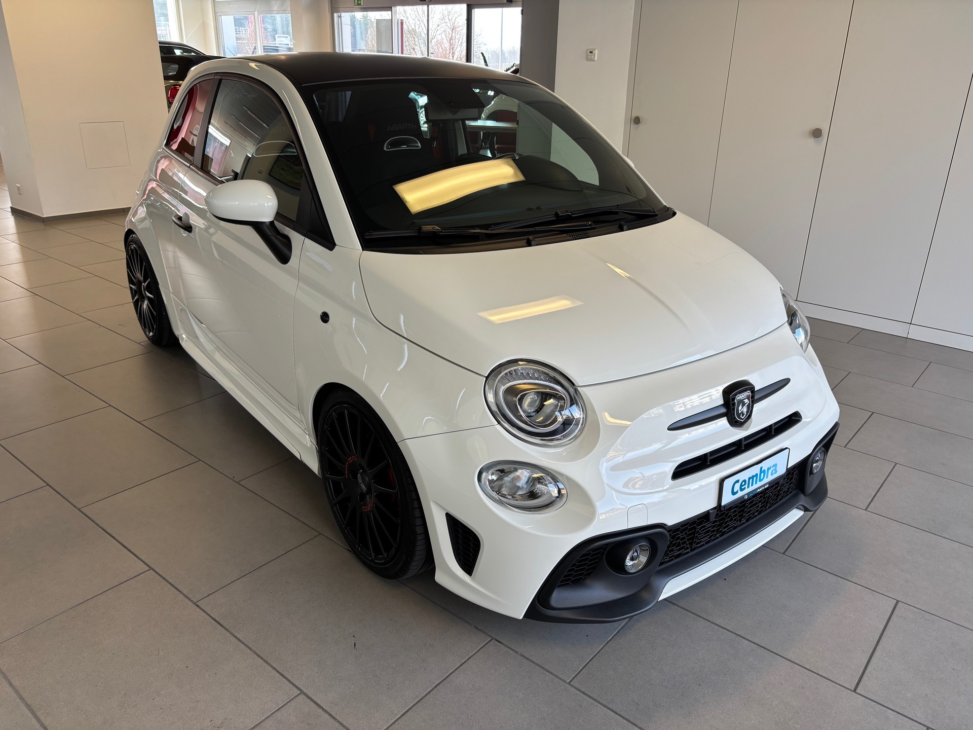 FIAT 595 1.4 16V Turbo Abarth Pista-image-1