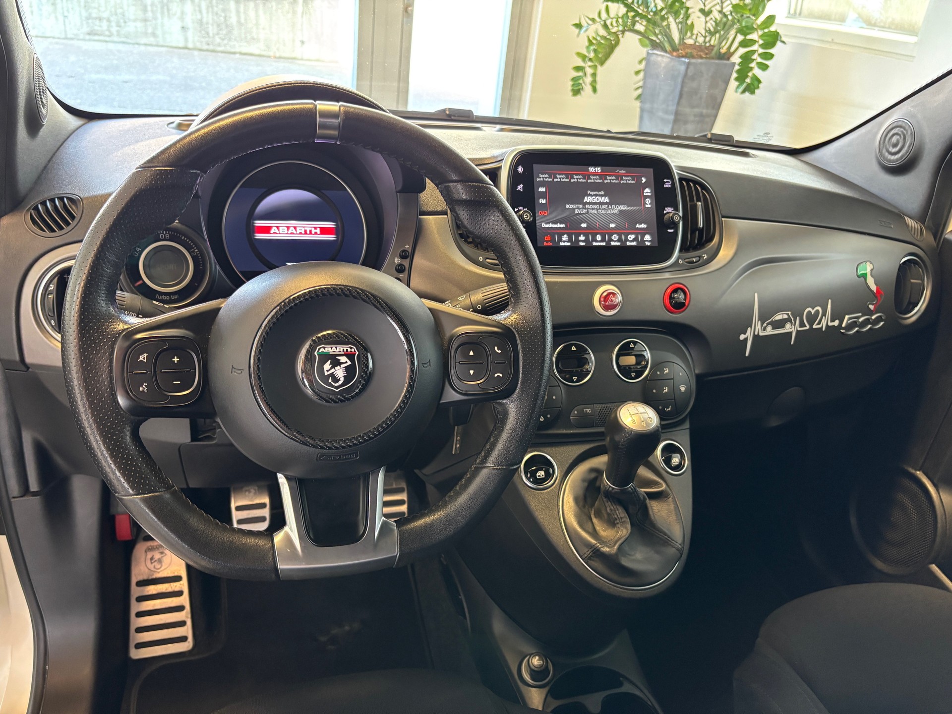 FIAT 595 1.4 16V Turbo Abarth Pista-image-11
