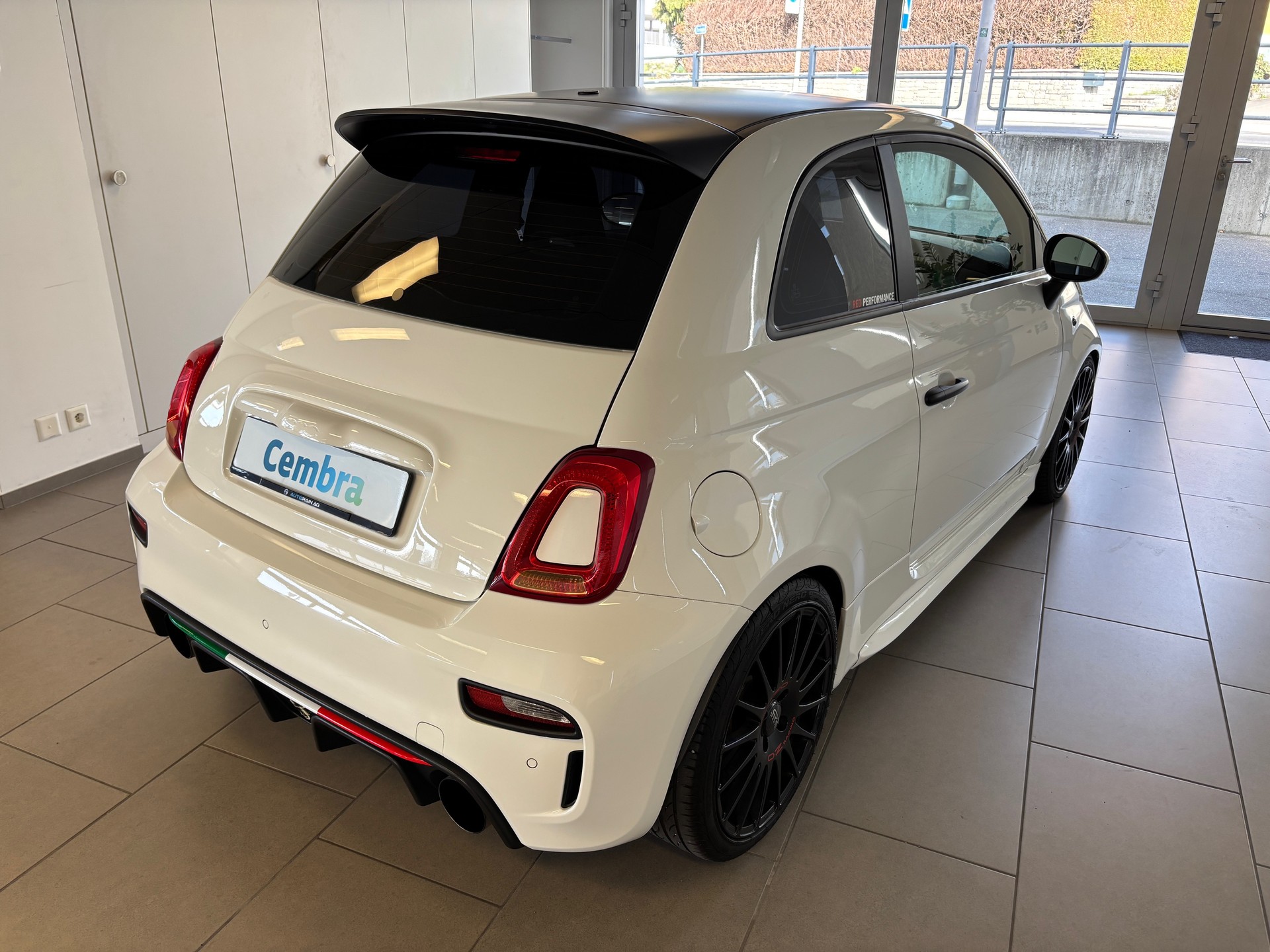 FIAT 595 1.4 16V Turbo Abarth Pista-image-3