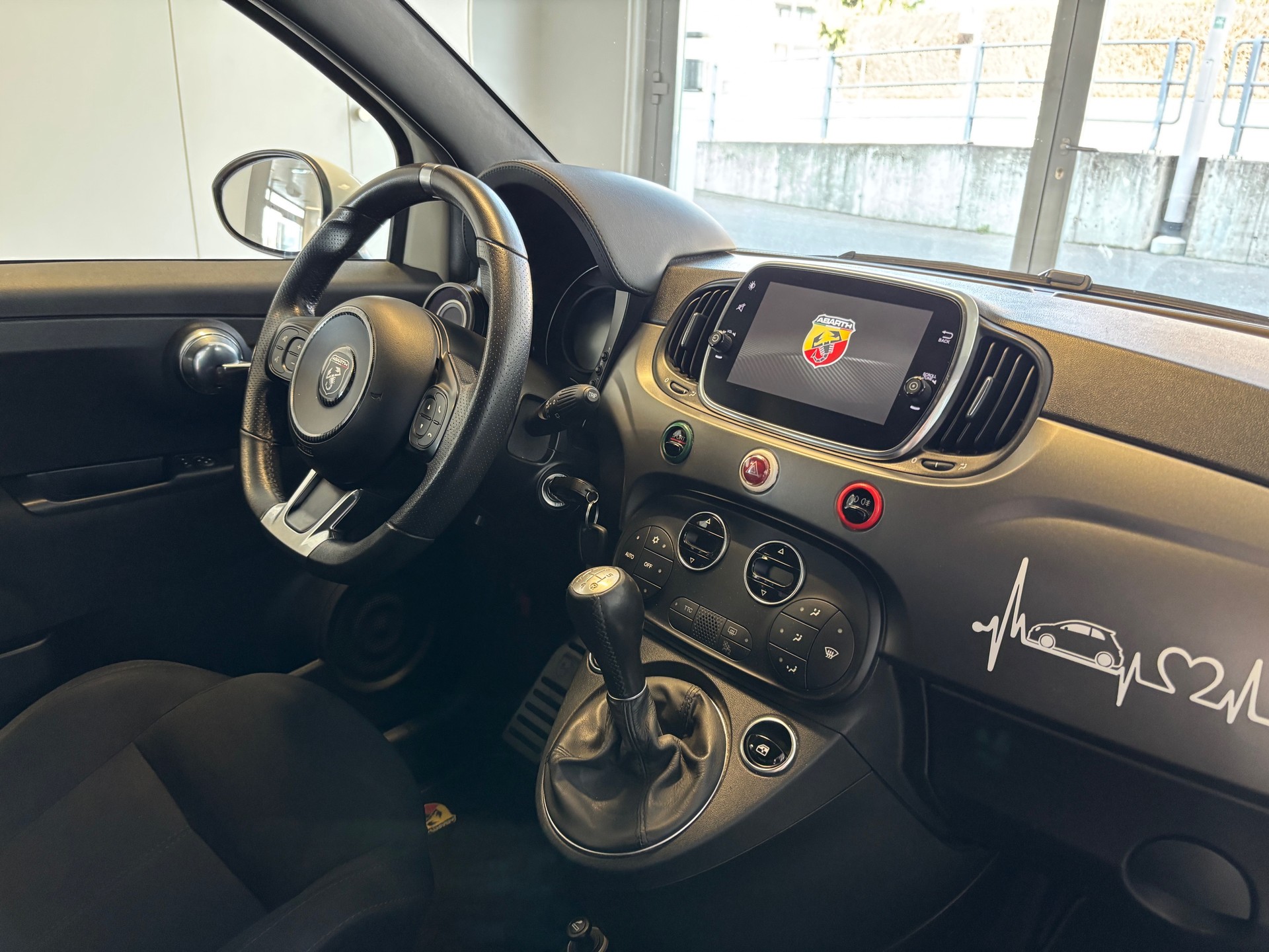 FIAT 595 1.4 16V Turbo Abarth Pista-image-9