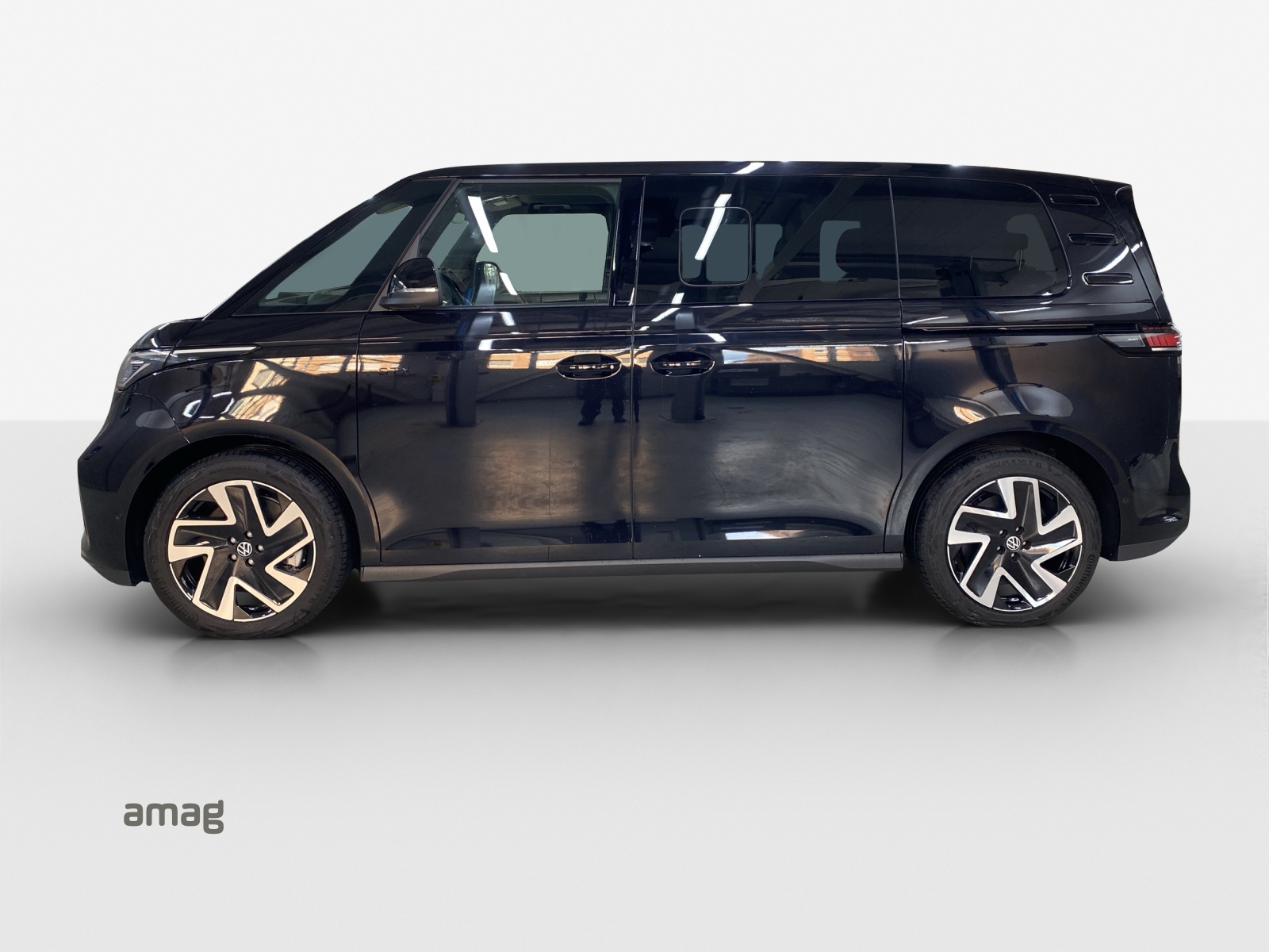 VW ID.Buzz NWB GTX 4 Motion-image-1