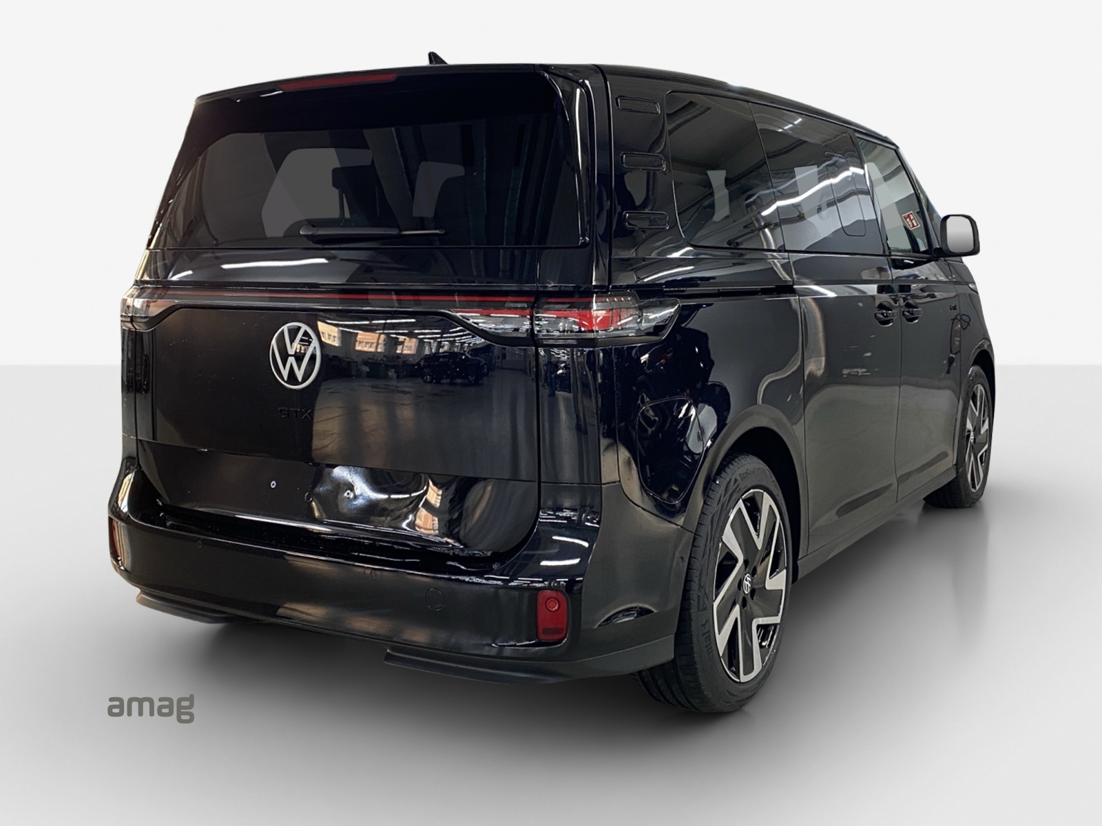 VW ID.Buzz NWB GTX 4 Motion-image-4