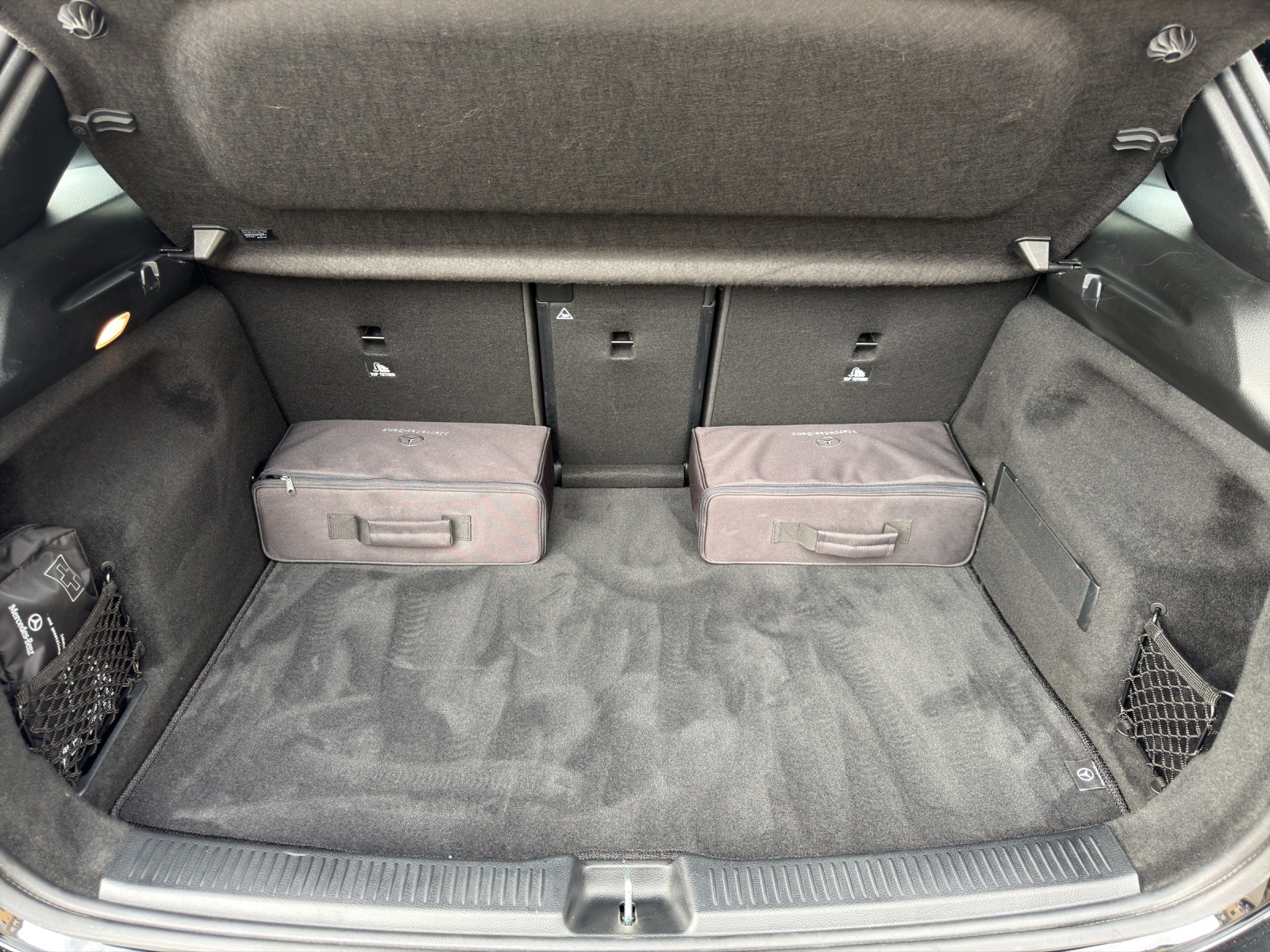 Image MERCEDES-BENZ B-250 B 250 e AMG Line