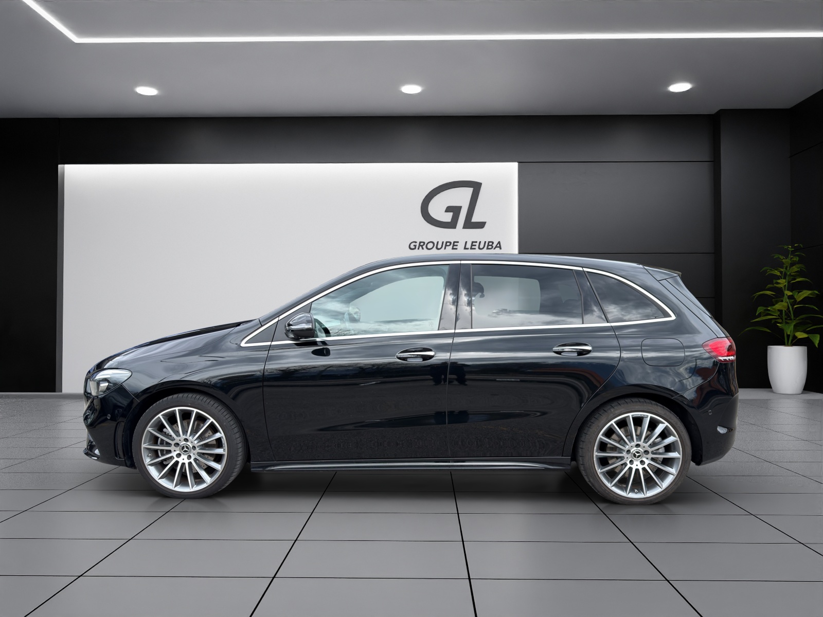 Image MERCEDES-BENZ B-250 B 250 e AMG Line