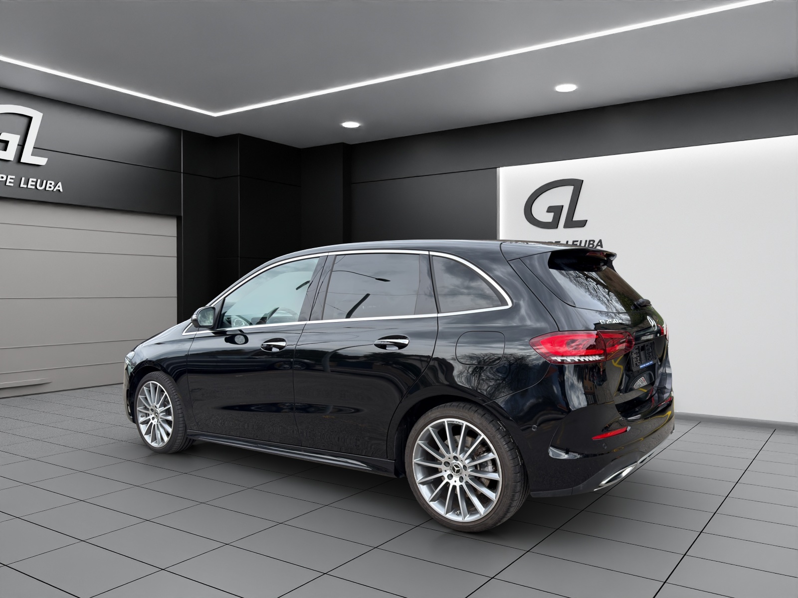 Image MERCEDES-BENZ B-250 B 250 e AMG Line