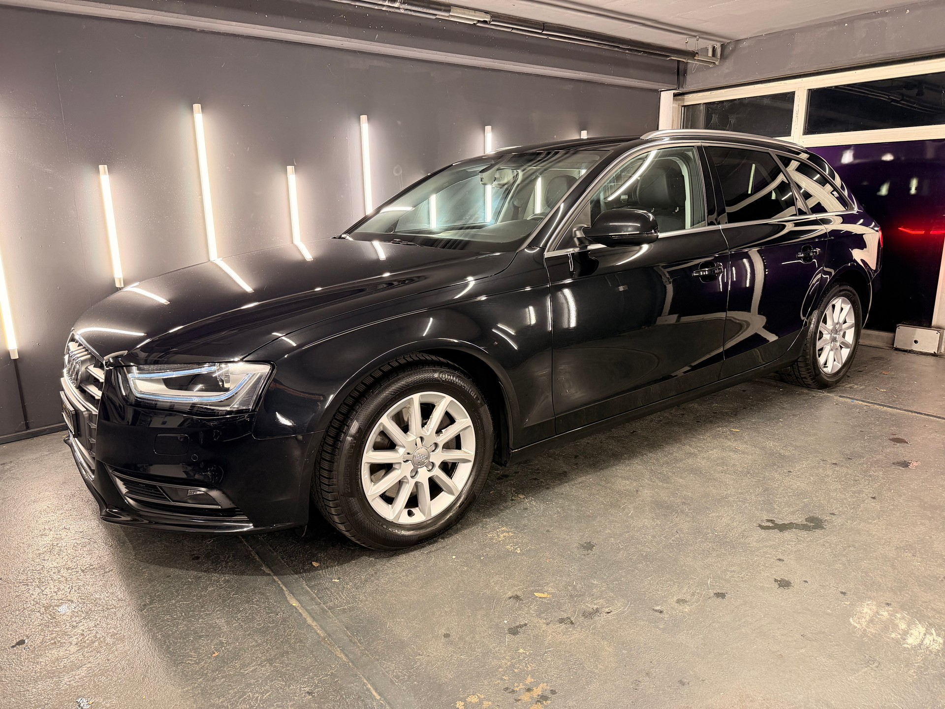 AUDI A4 Avant 3.0 TDI quattro S-tronic