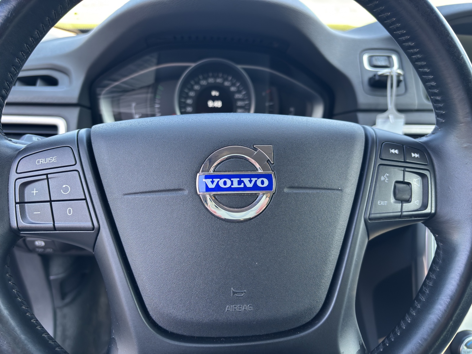 VOLVO XC70 2.4 D4 Family Ed. AWD-image-11