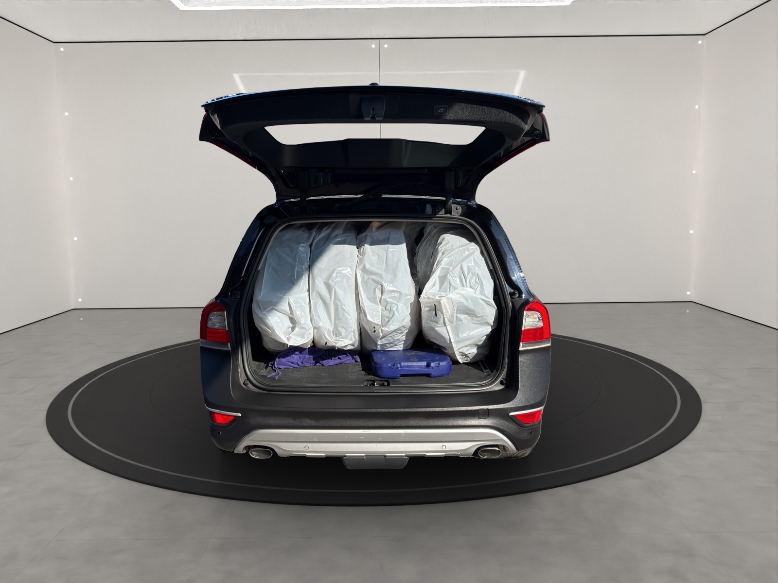 VOLVO XC70 2.4 D4 Family Ed. AWD-image-2